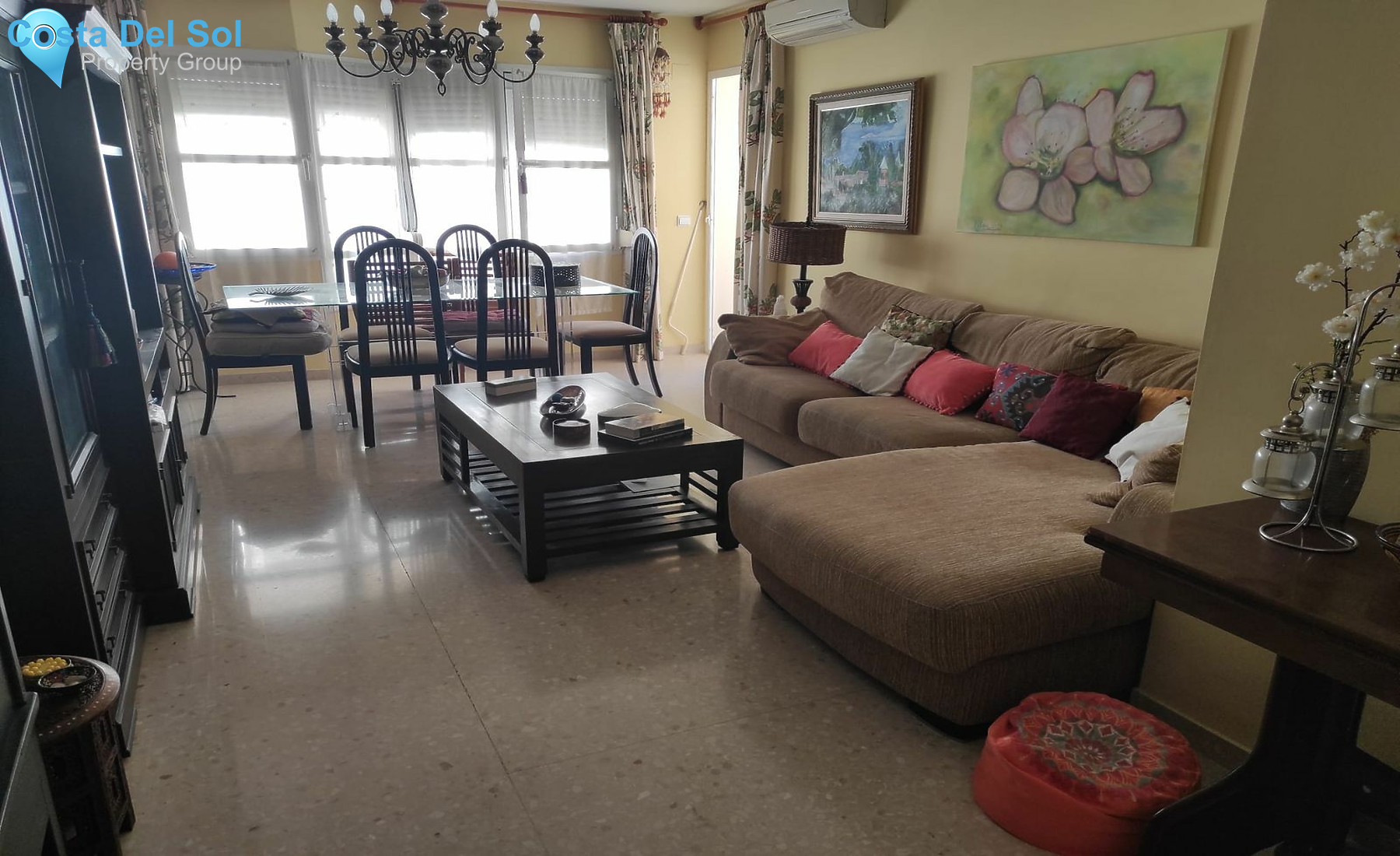 Middle Floor Apartment in Teatinos-1153996