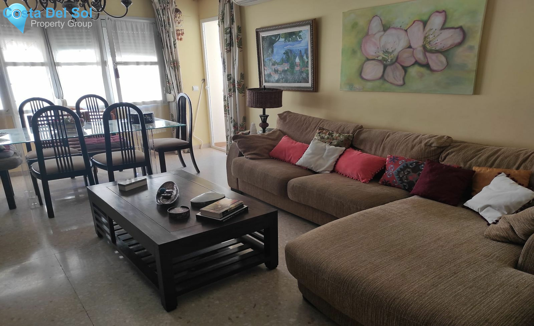 Middle Floor Apartment in Teatinos-1153997