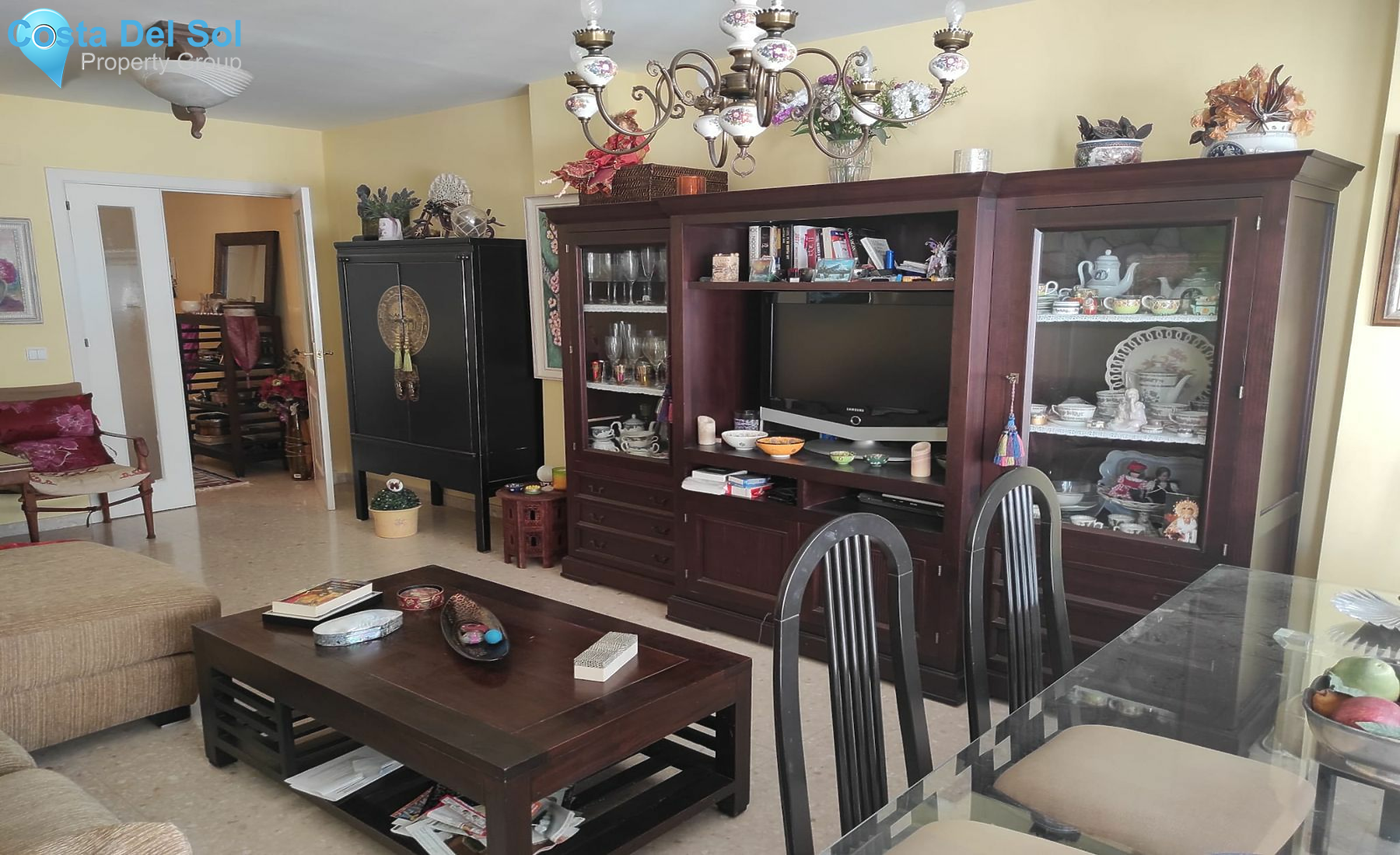 Middle Floor Apartment in Teatinos-1153999