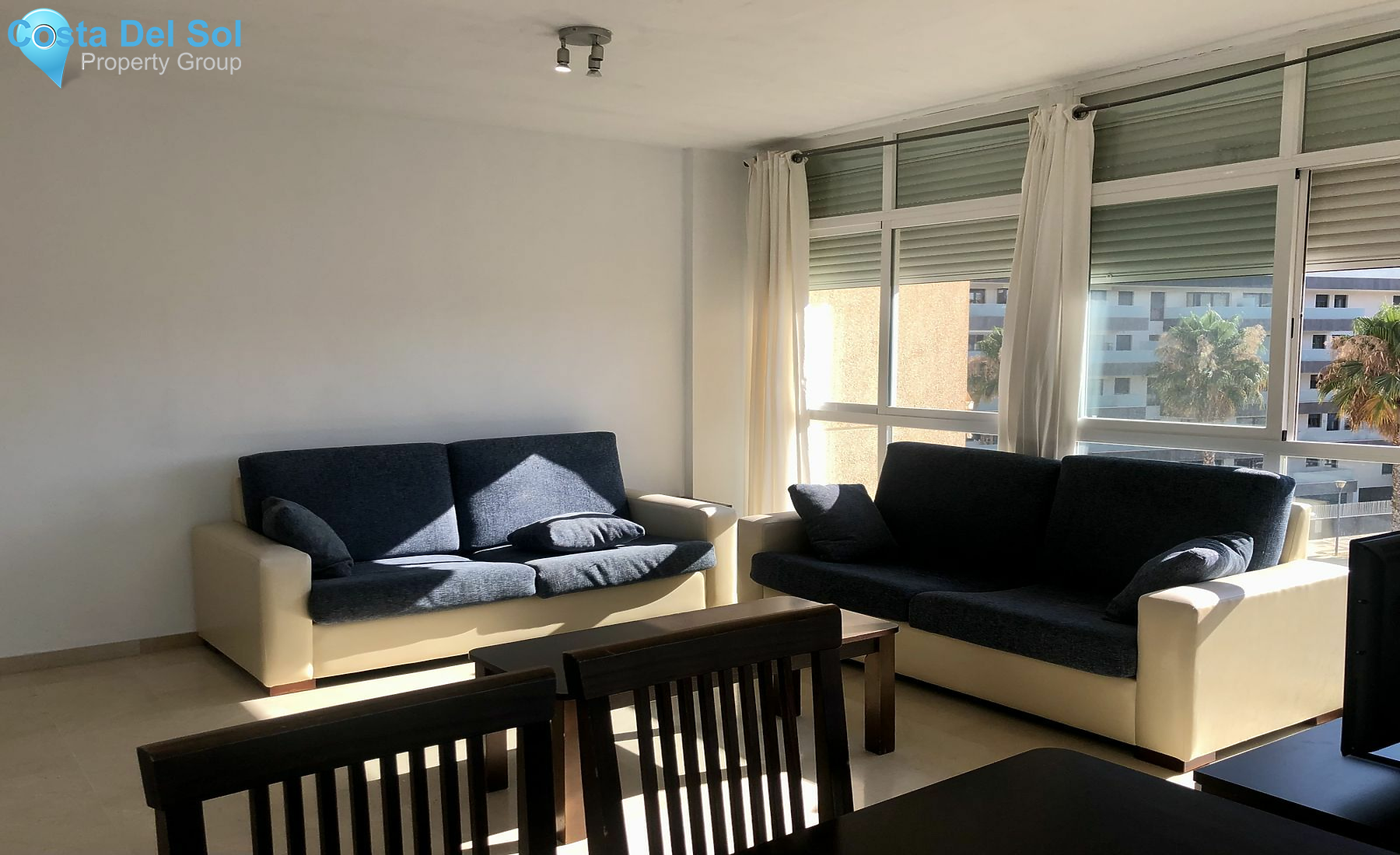 Middle Floor Apartment in Teatinos-1448872