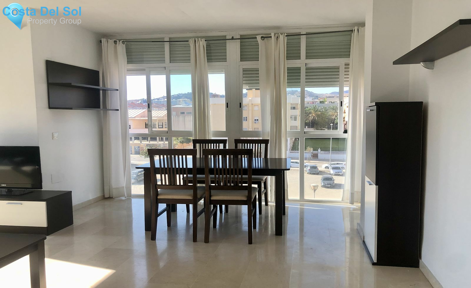 Middle Floor Apartment in Teatinos-1448874