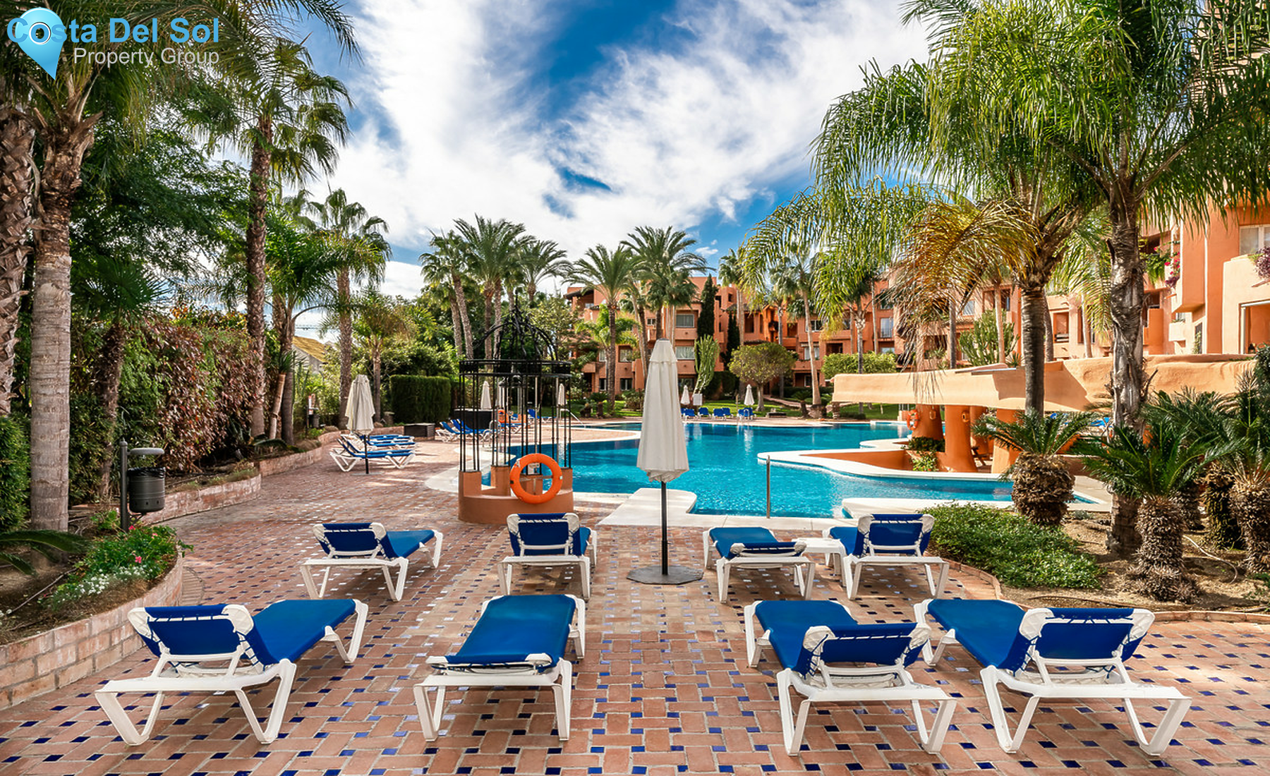 Middle Floor Apartment in The Golden Mile-1250920