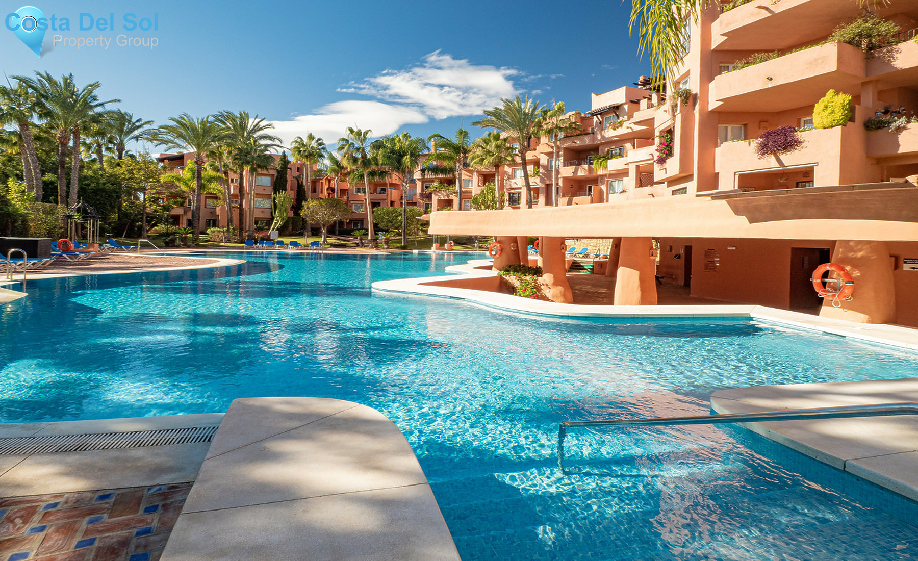 Middle Floor Apartment in The Golden Mile-1256227