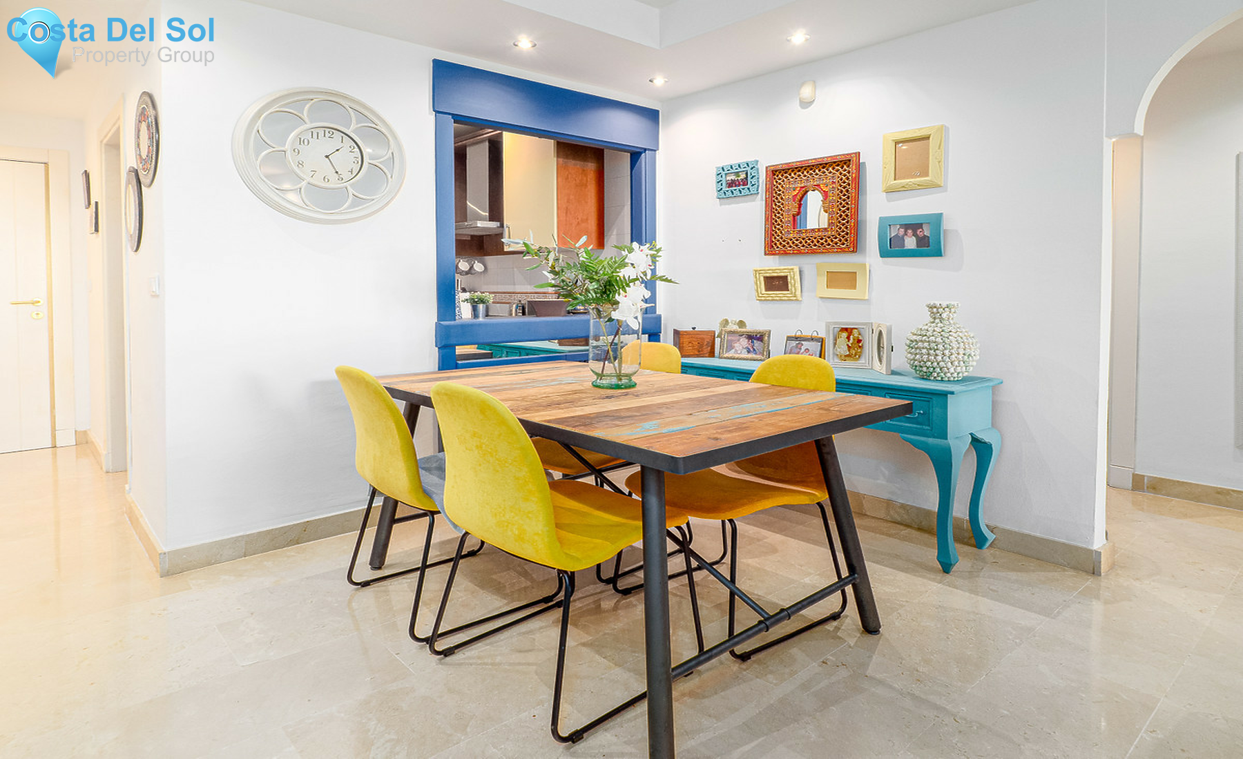 Middle Floor Apartment in The Golden Mile-1256236