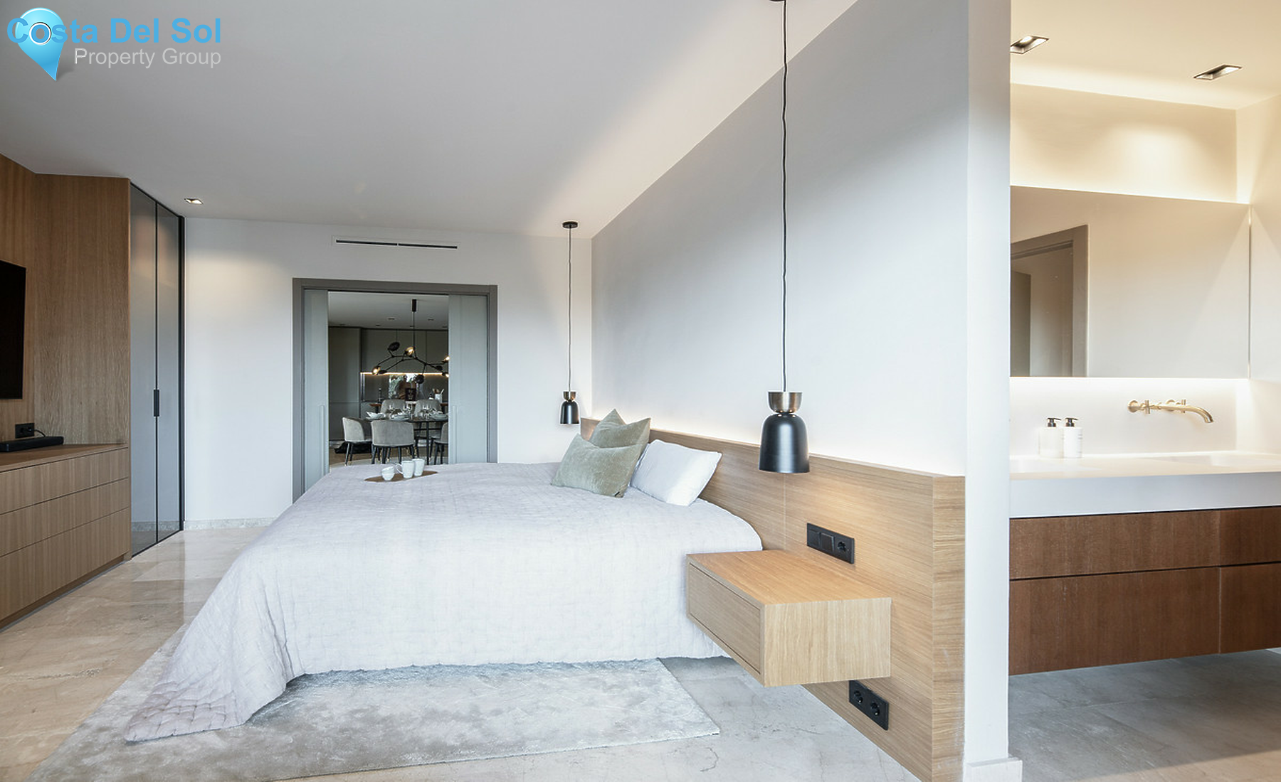 Middle Floor Apartment in The Golden Mile-1262627