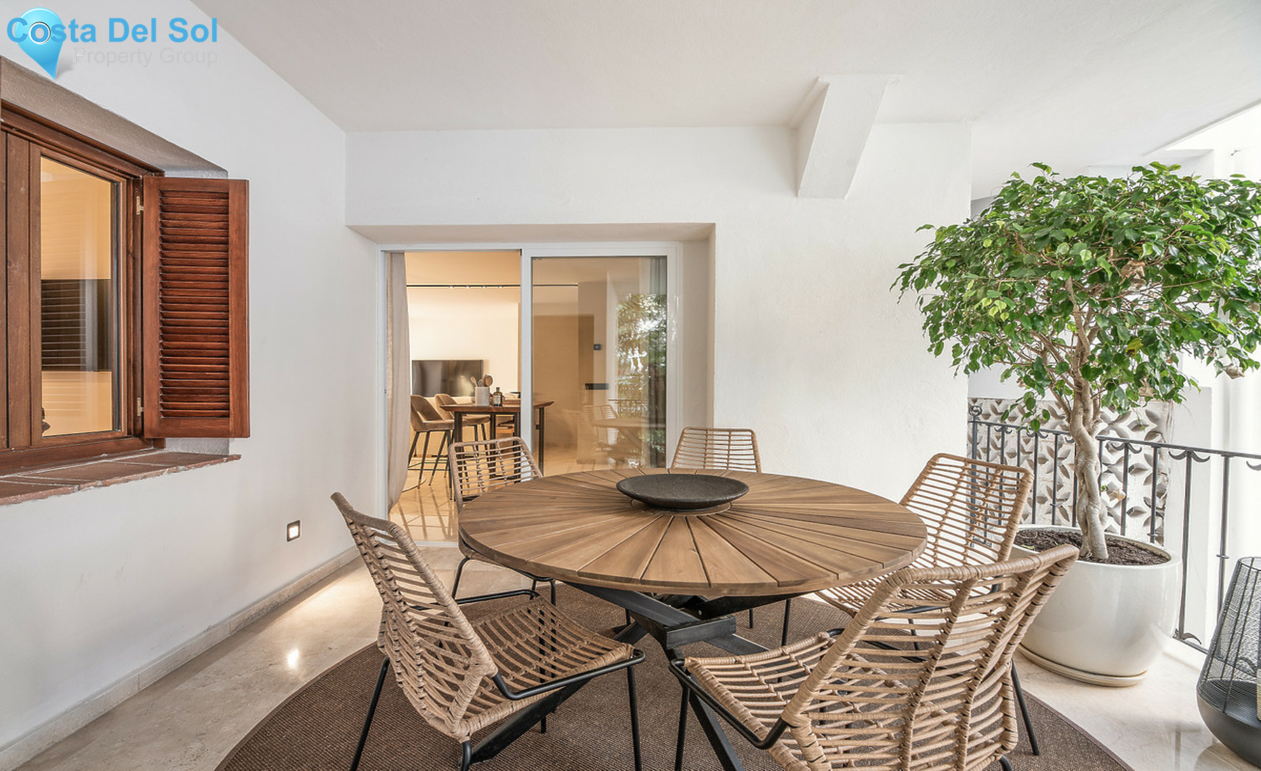 Middle Floor Apartment in The Golden Mile-1262634