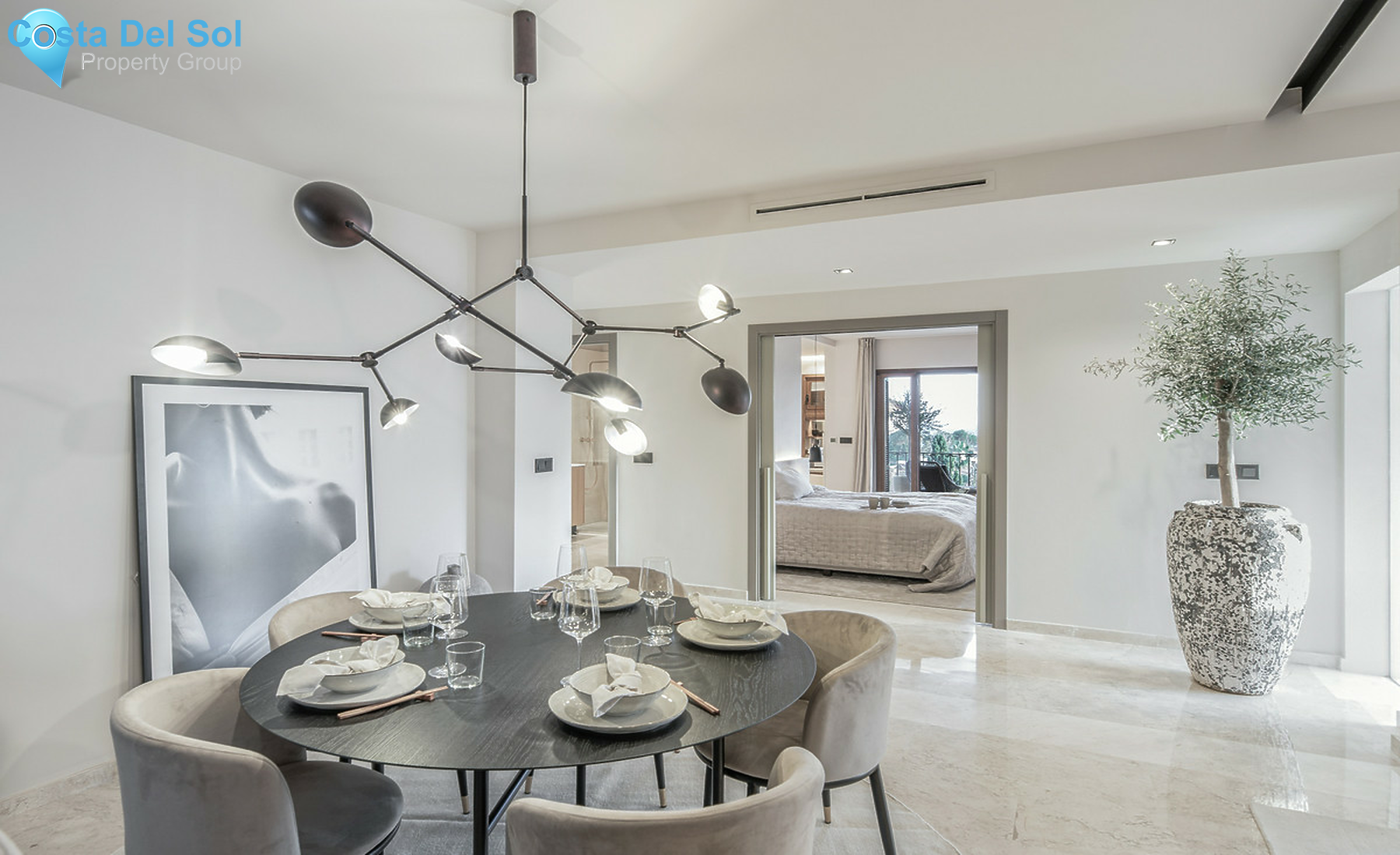 Middle Floor Apartment in The Golden Mile-1262621