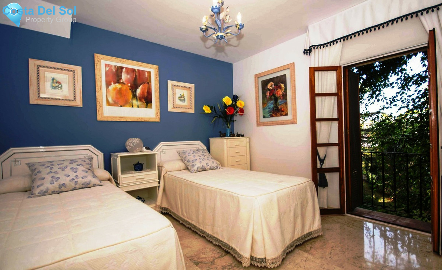 Middle Floor Apartment in The Golden Mile-1294473