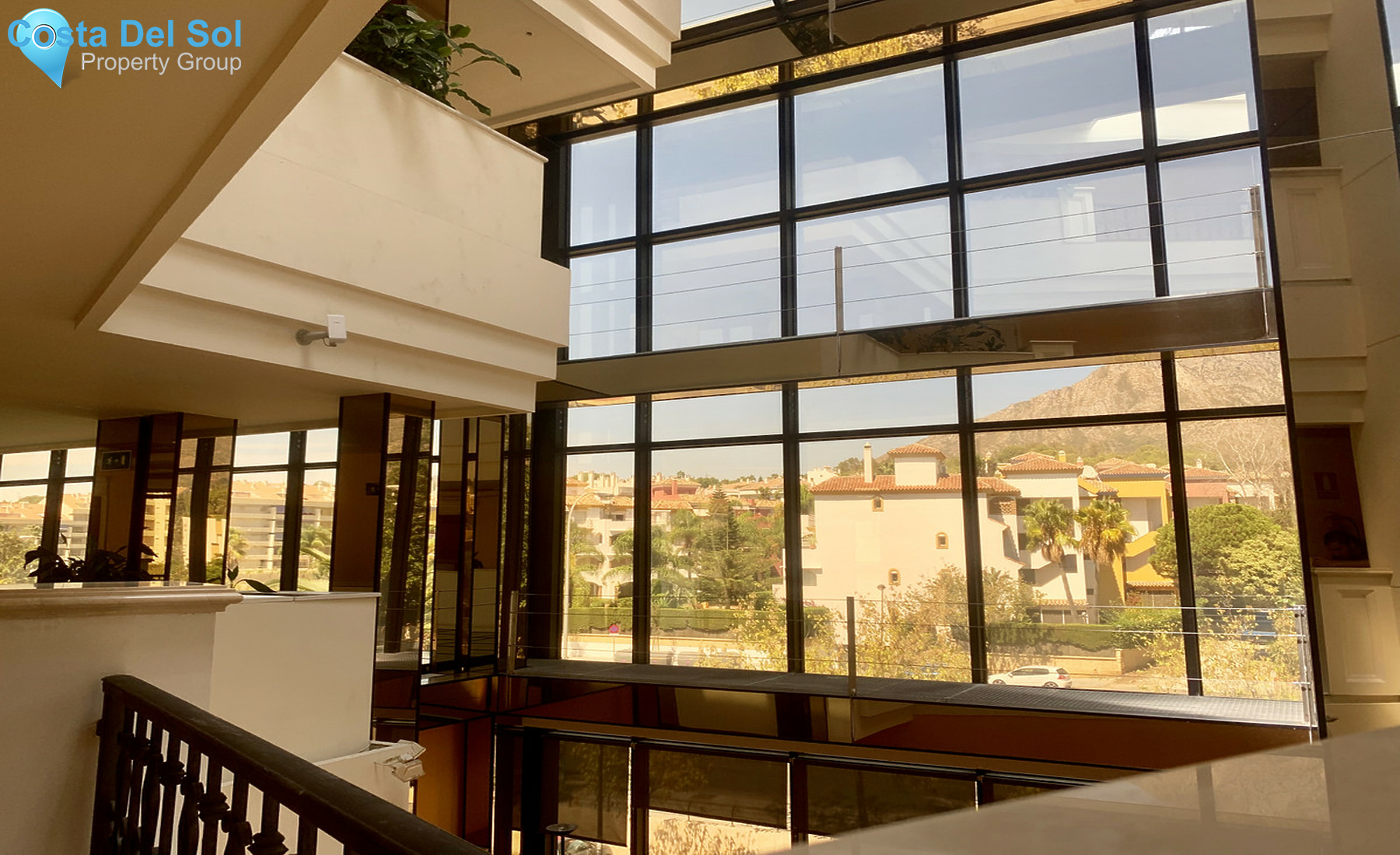 Middle Floor Apartment in The Golden Mile-1337750