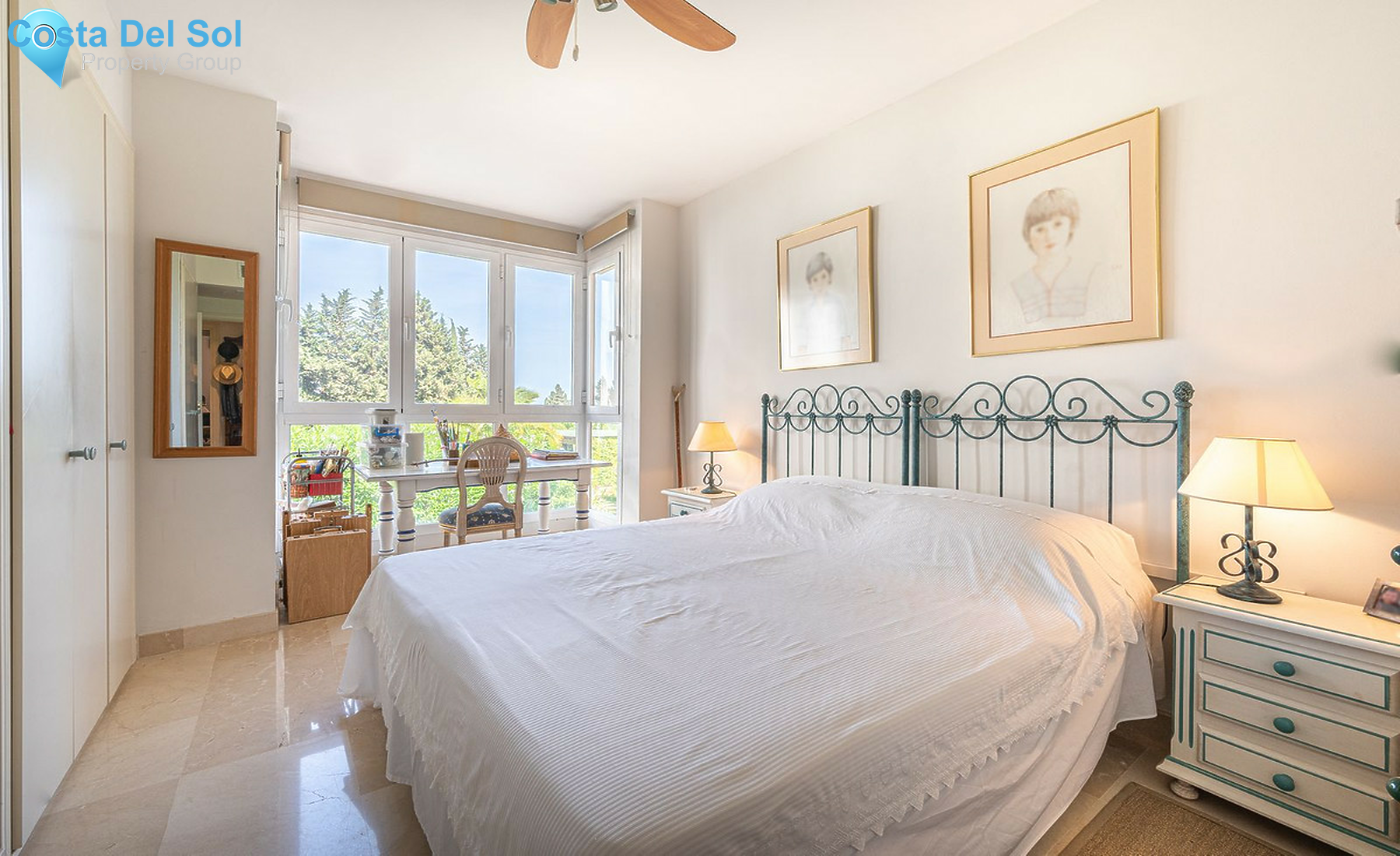 Middle Floor Apartment in The Golden Mile-1458098