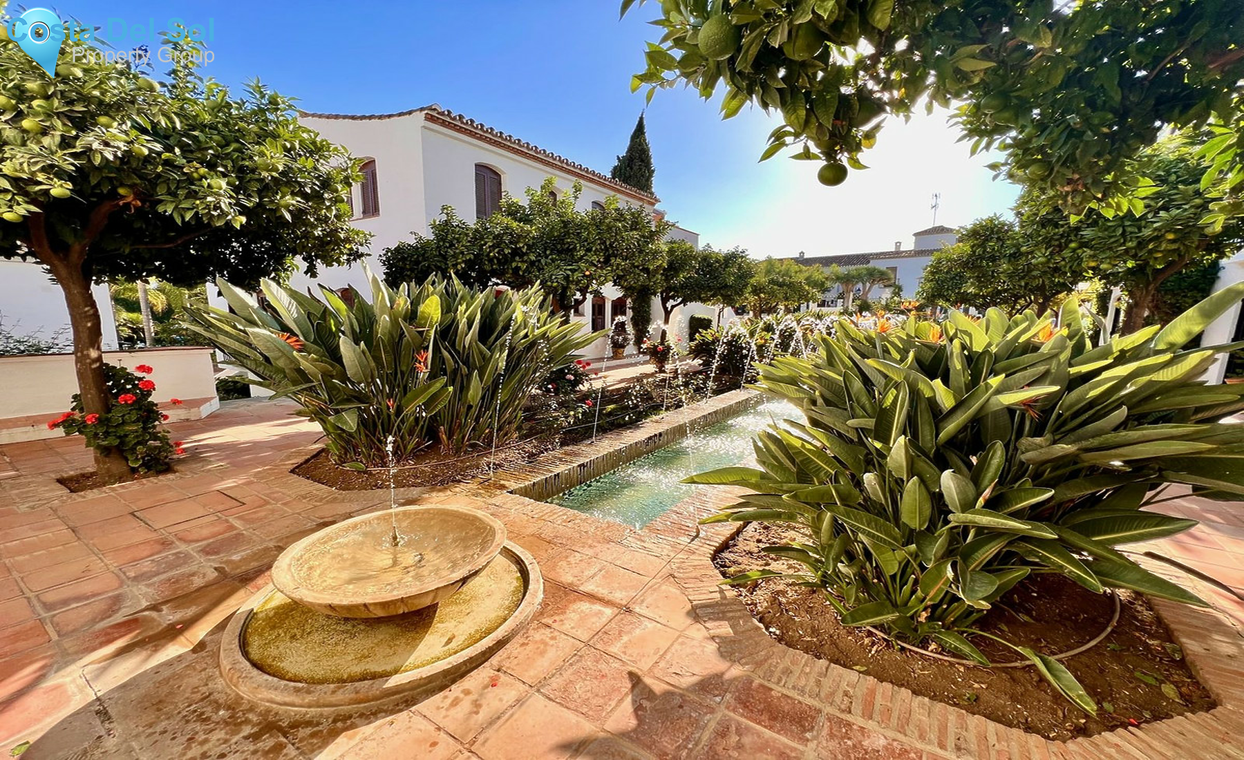 Middle Floor Apartment in The Golden Mile-1561157