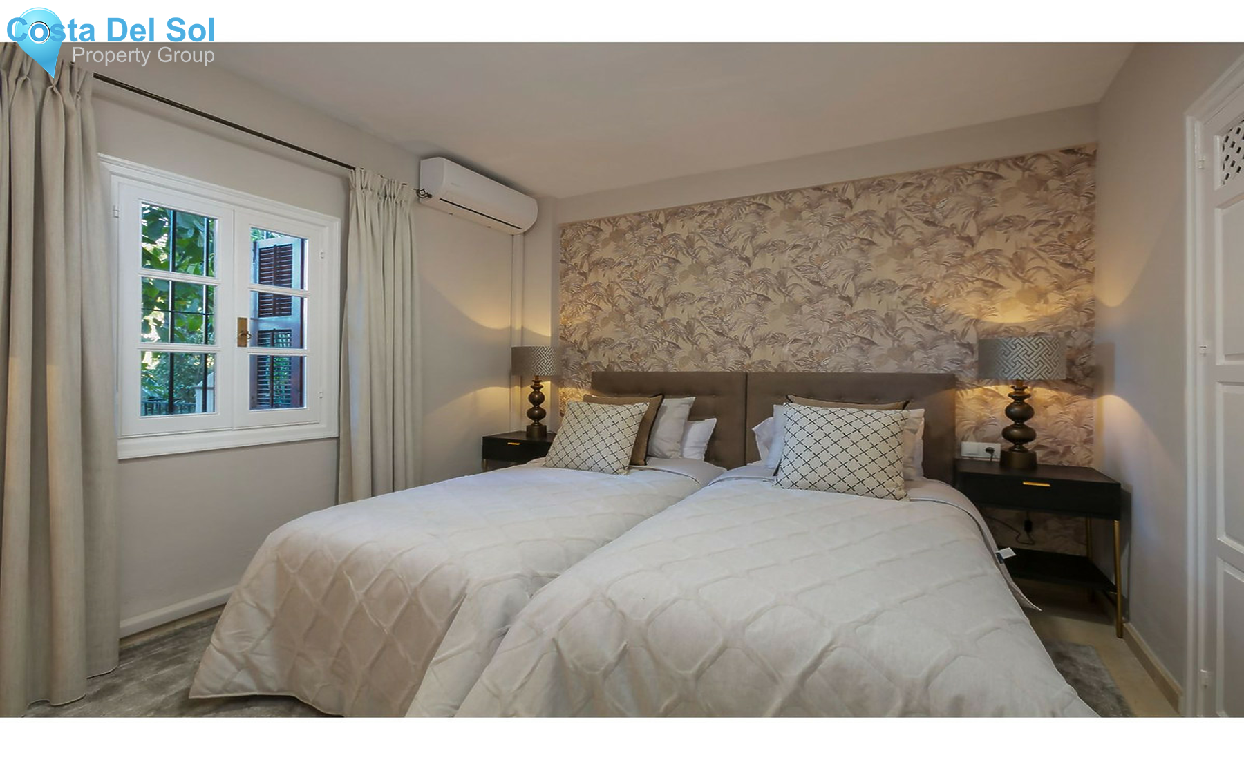 Middle Floor Apartment in The Golden Mile-1561172