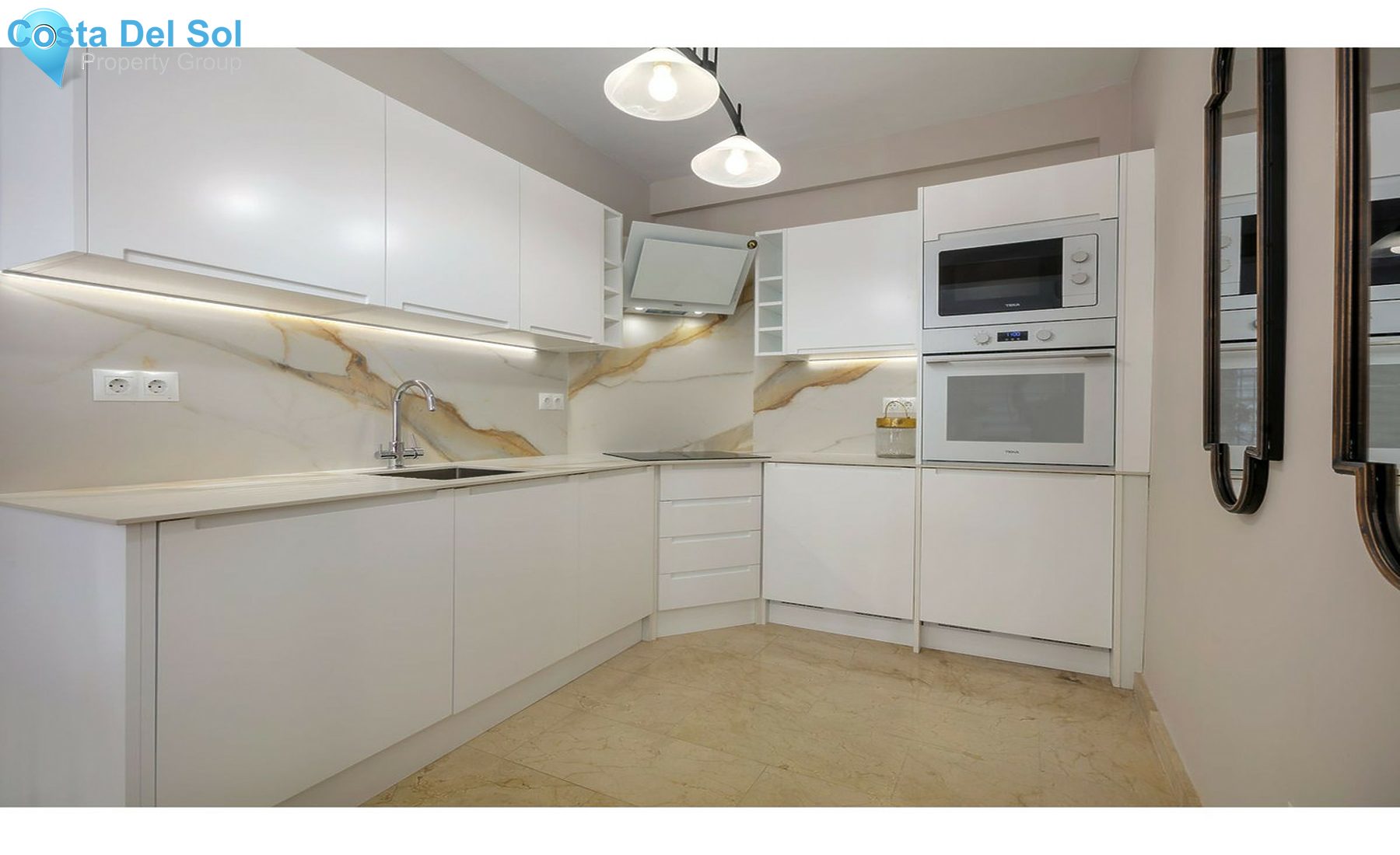 Middle Floor Apartment in The Golden Mile-1561160