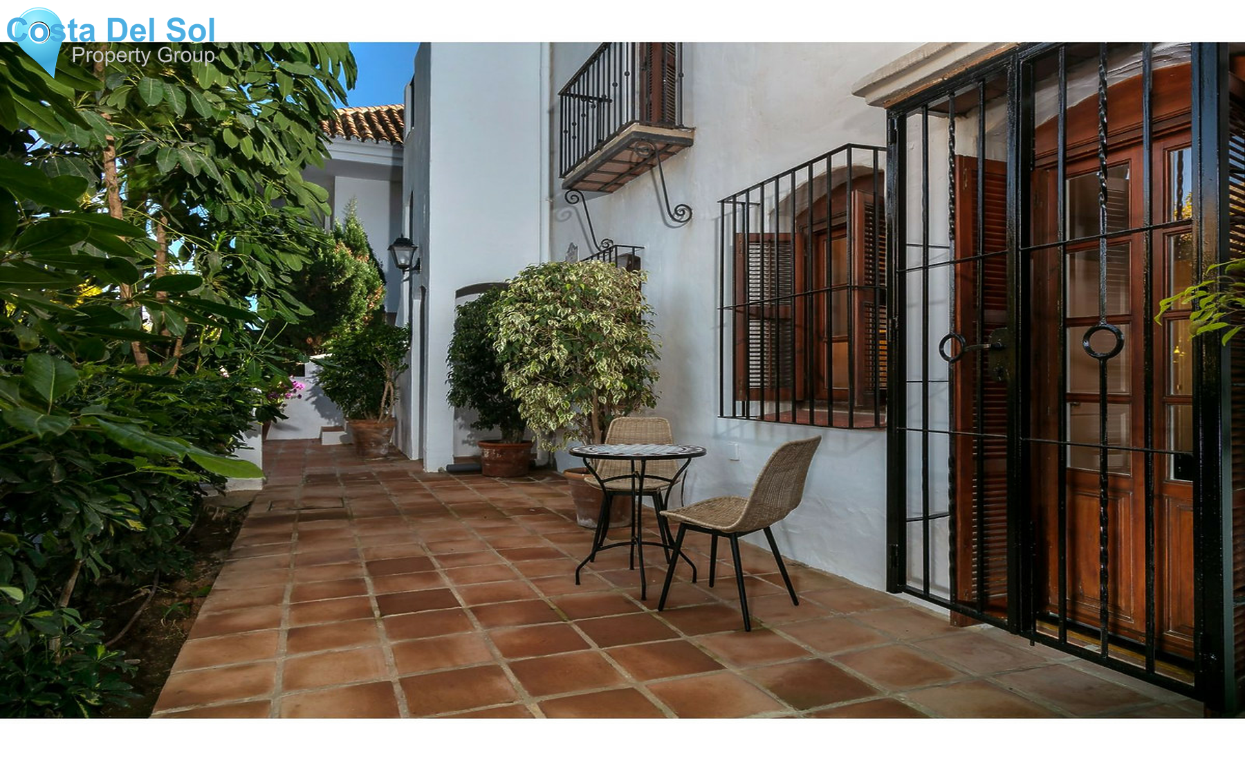 Middle Floor Apartment in The Golden Mile-1561165