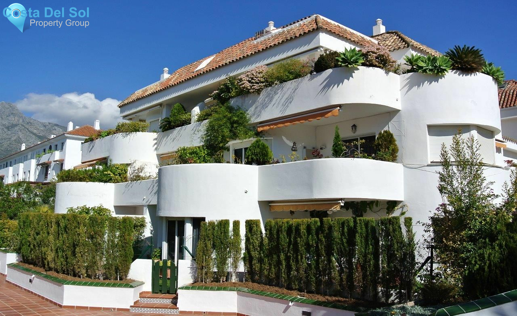 Middle Floor Apartment in The Golden Mile