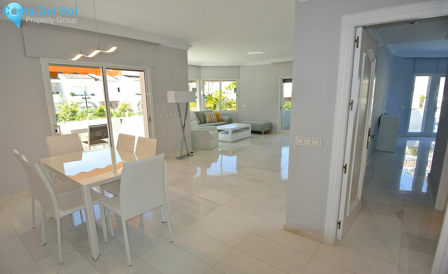 Middle Floor Apartment in The Golden Mile-1126976