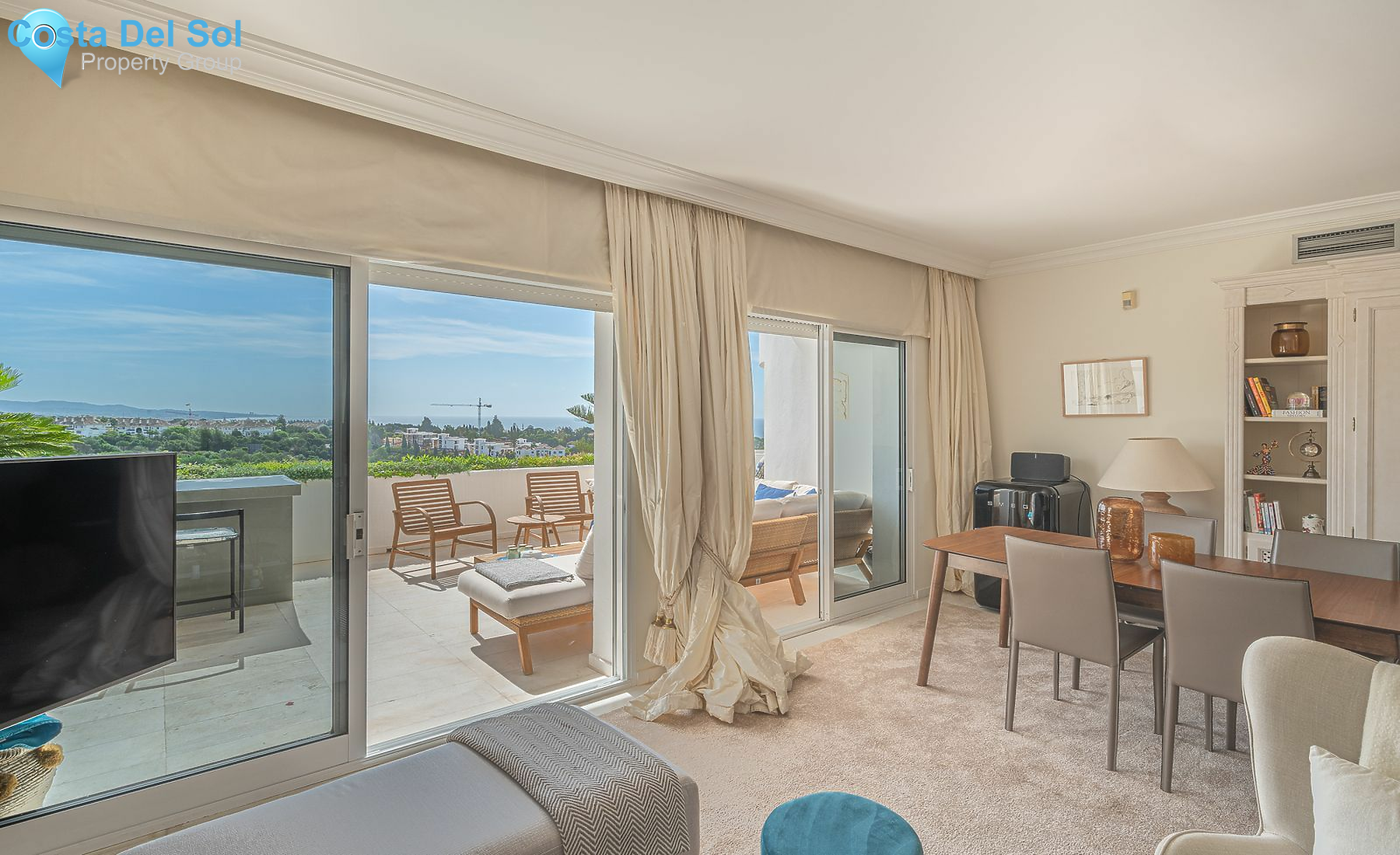 Middle Floor Apartment in The Golden Mile-1139865