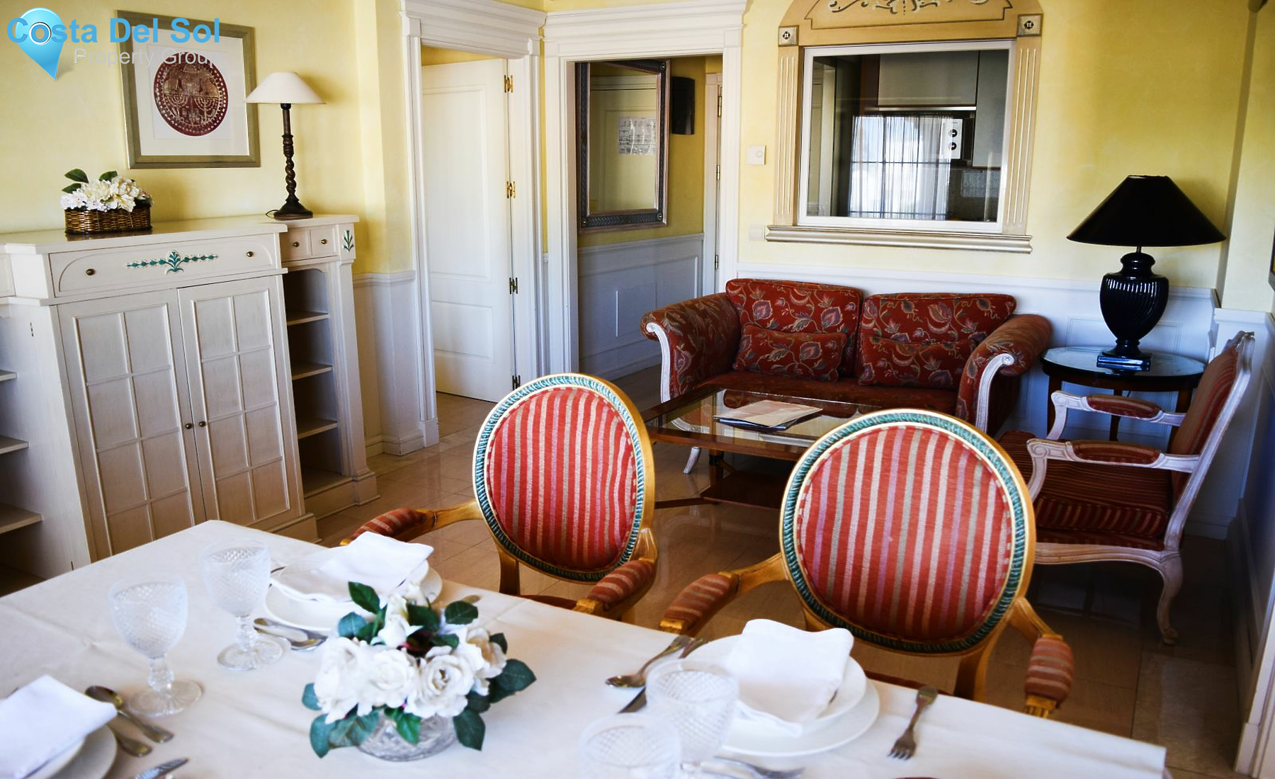 Middle Floor Apartment in The Golden Mile-1161147