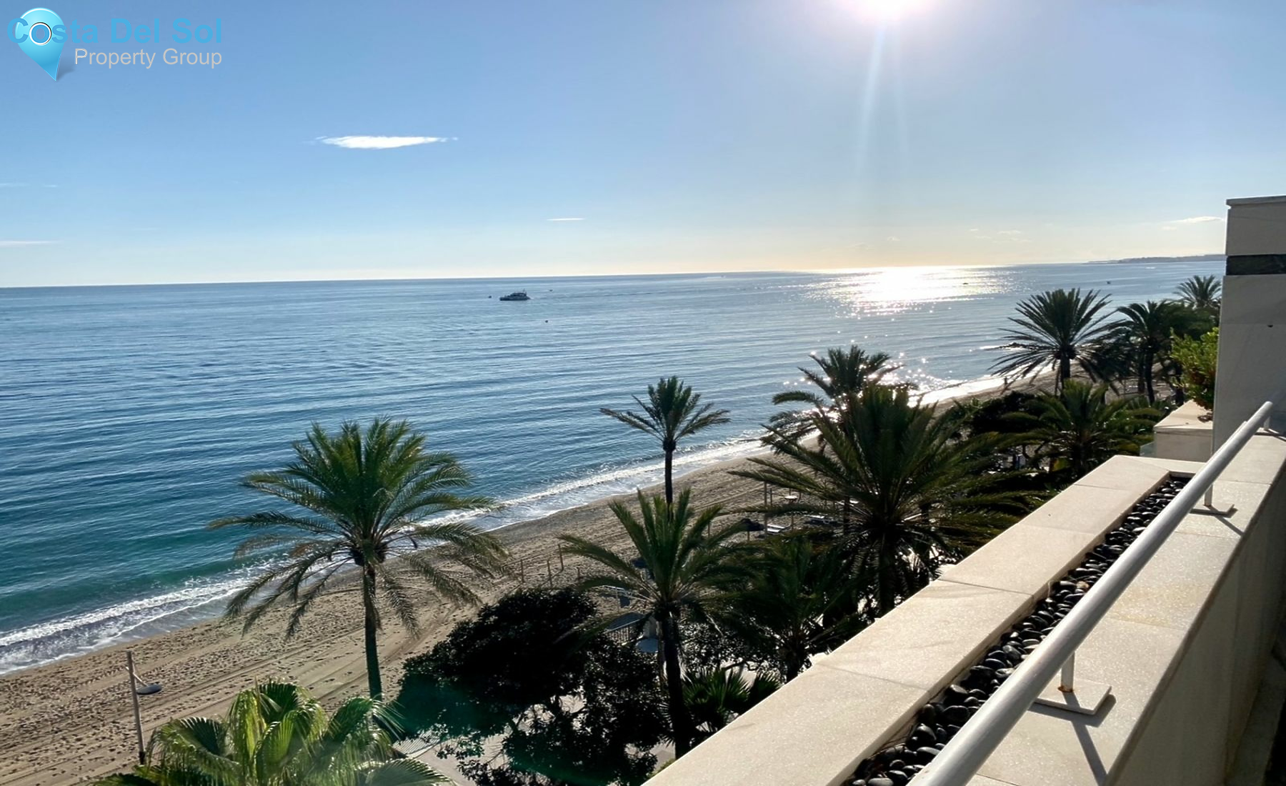 Middle Floor Apartment in The Golden Mile-1180055