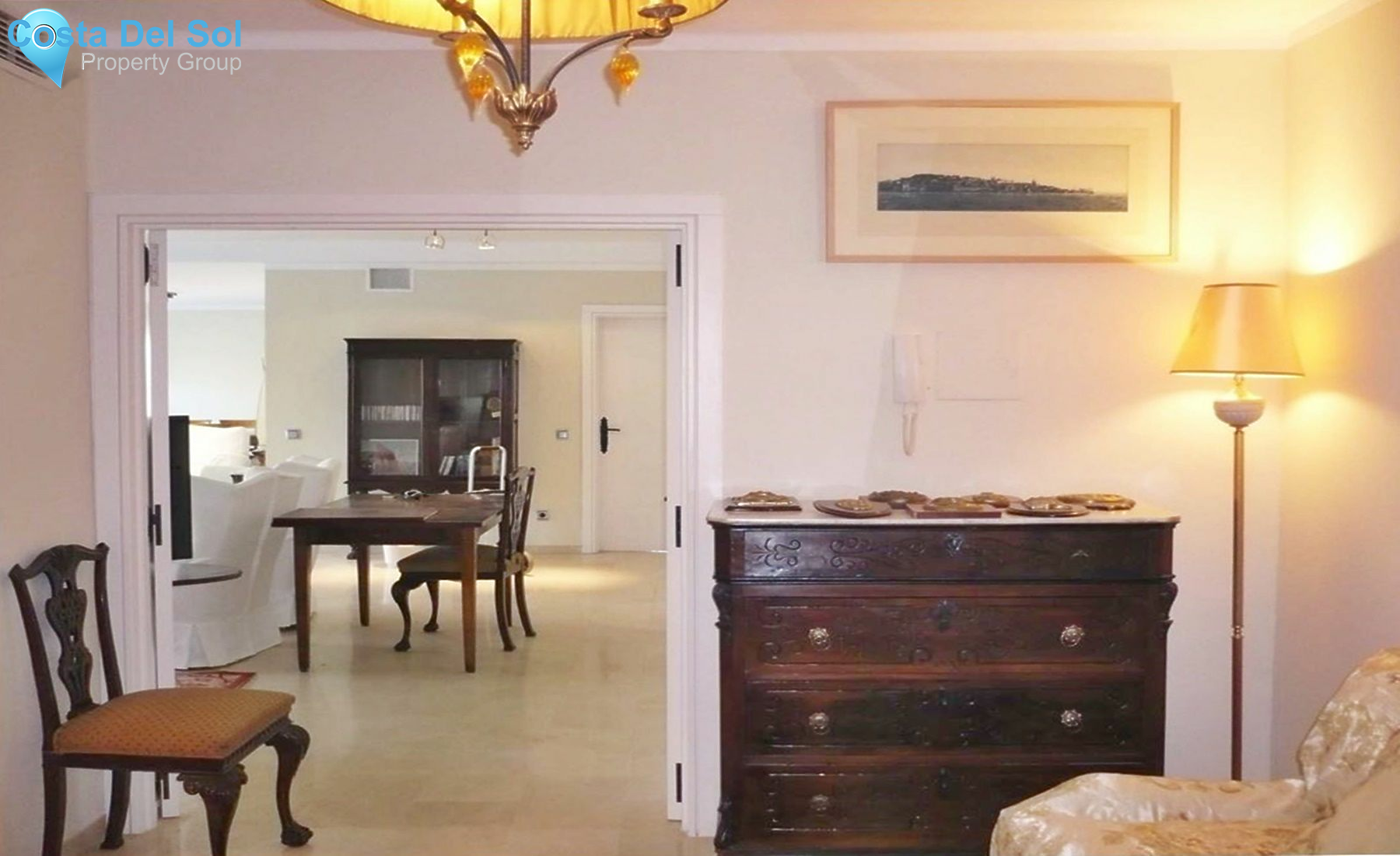 Middle Floor Apartment in The Golden Mile-1231277