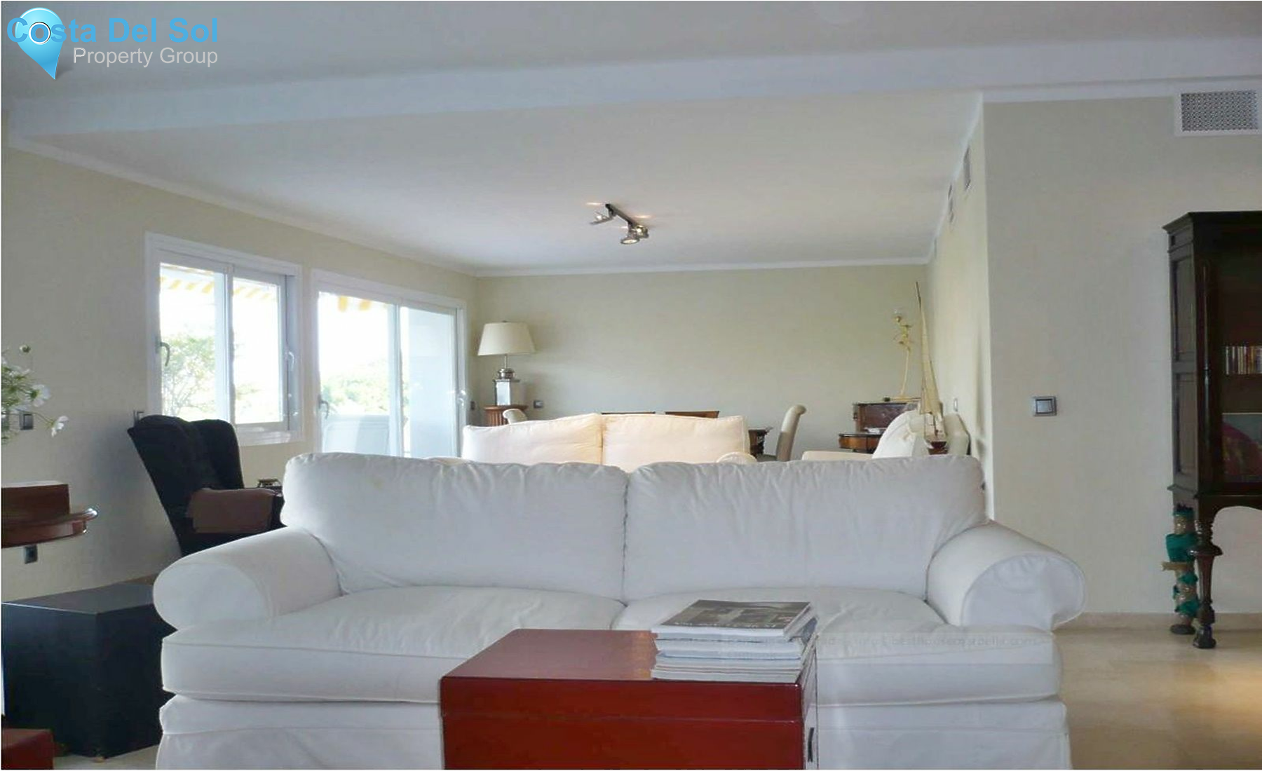 Middle Floor Apartment in The Golden Mile-1231280