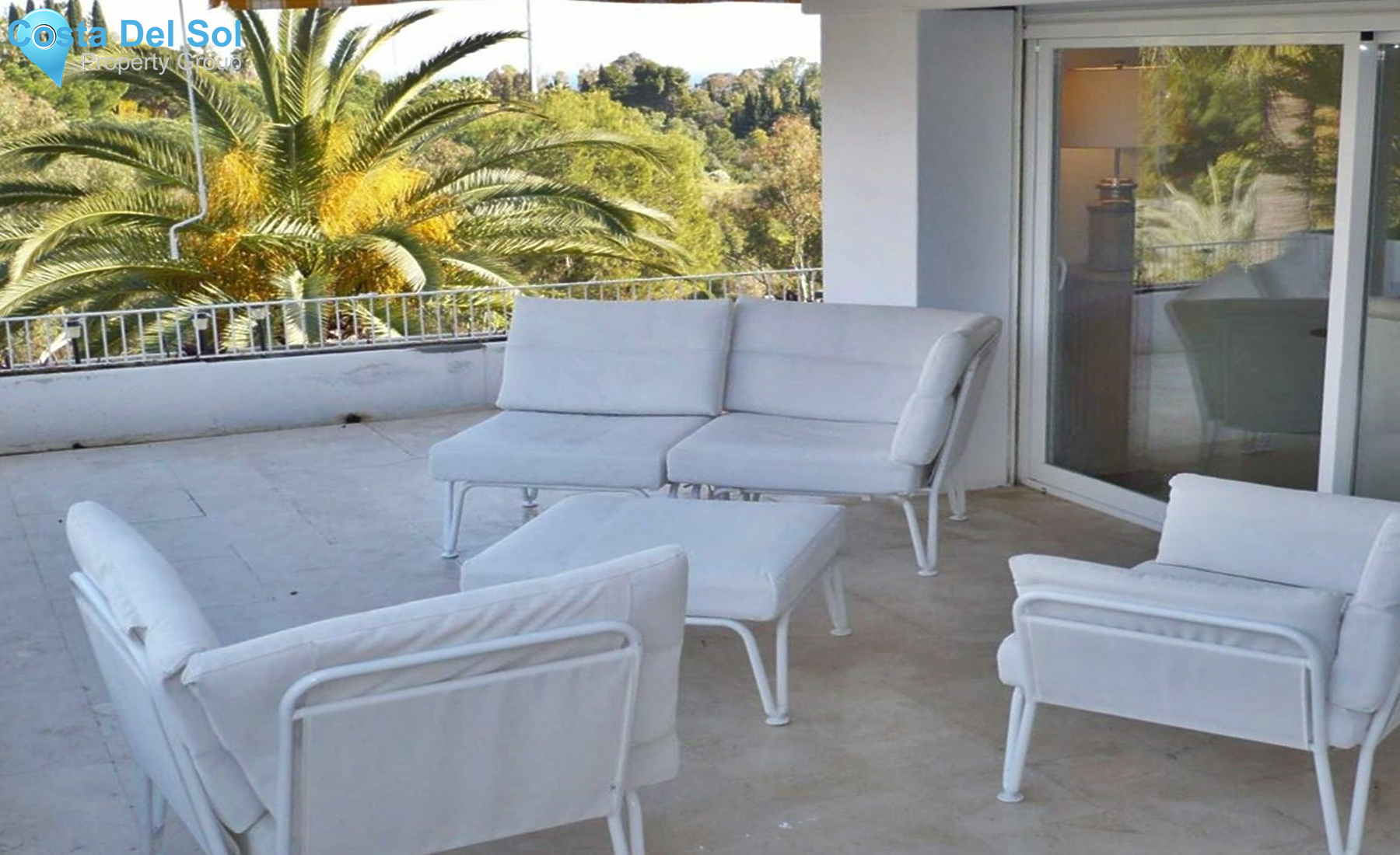 Middle Floor Apartment in The Golden Mile-1231268