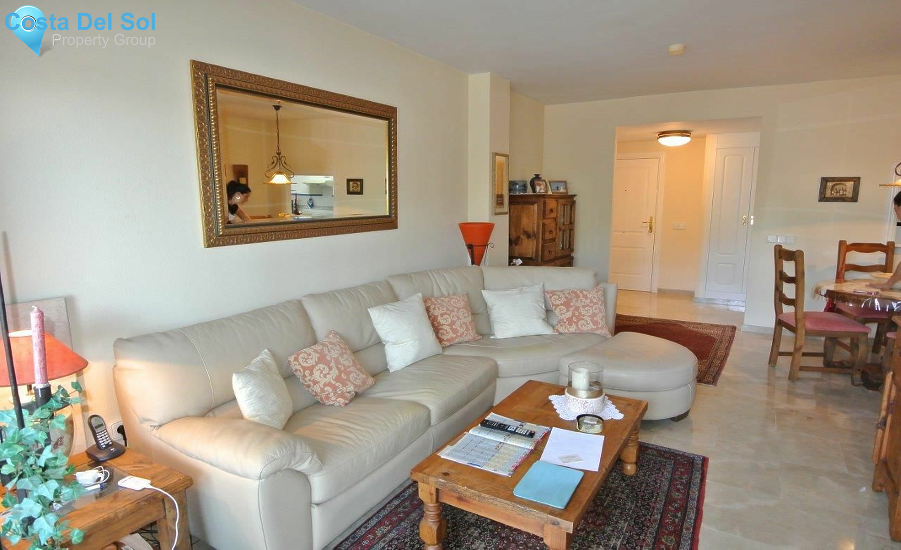 Middle Floor Apartment in The Golden Mile-1388228