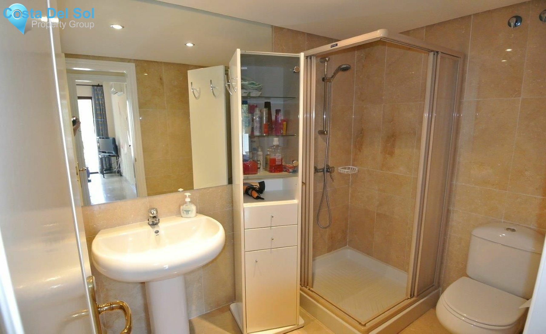 Middle Floor Apartment in The Golden Mile-1388232