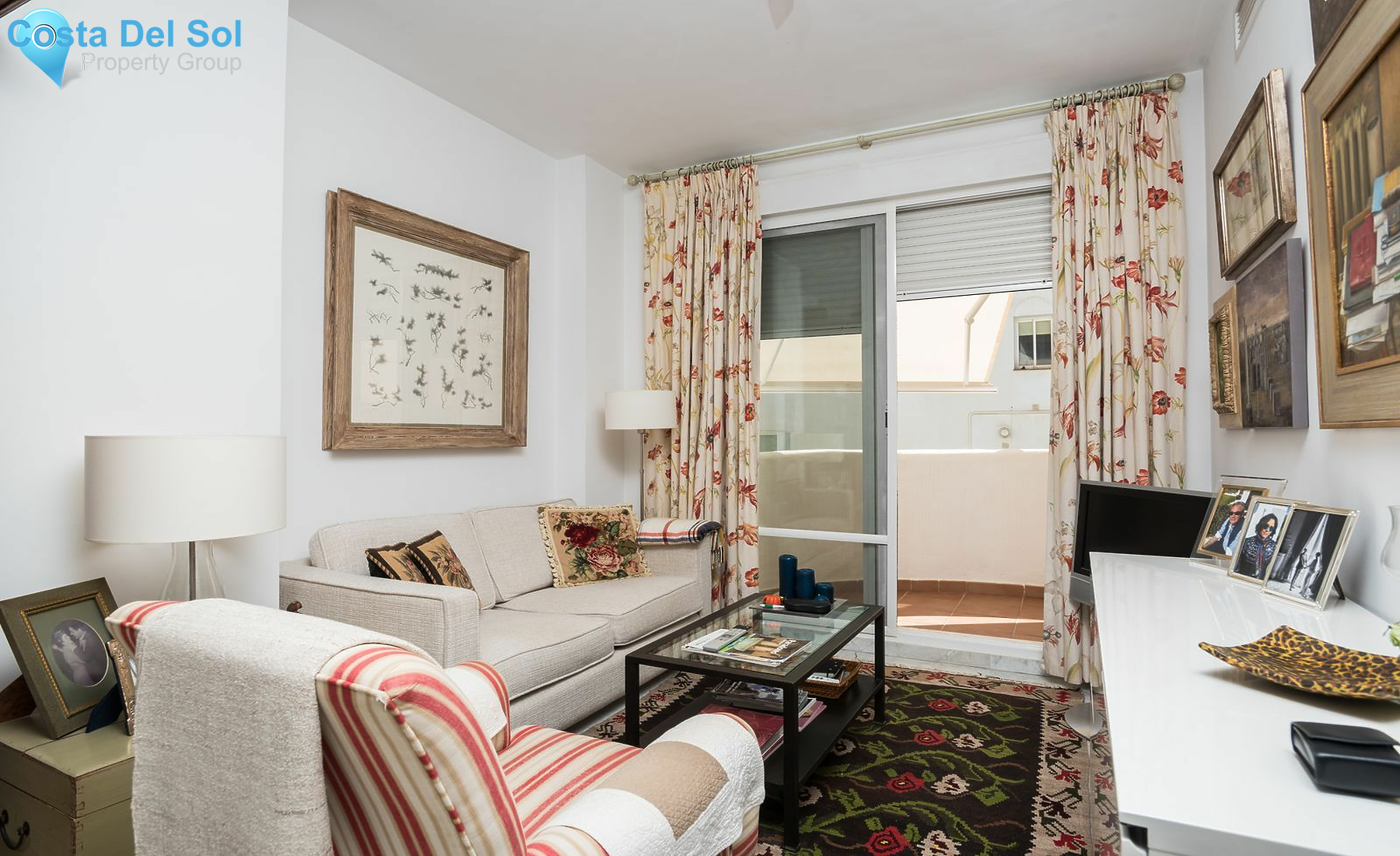 Middle Floor Apartment in The Golden Mile-1420347