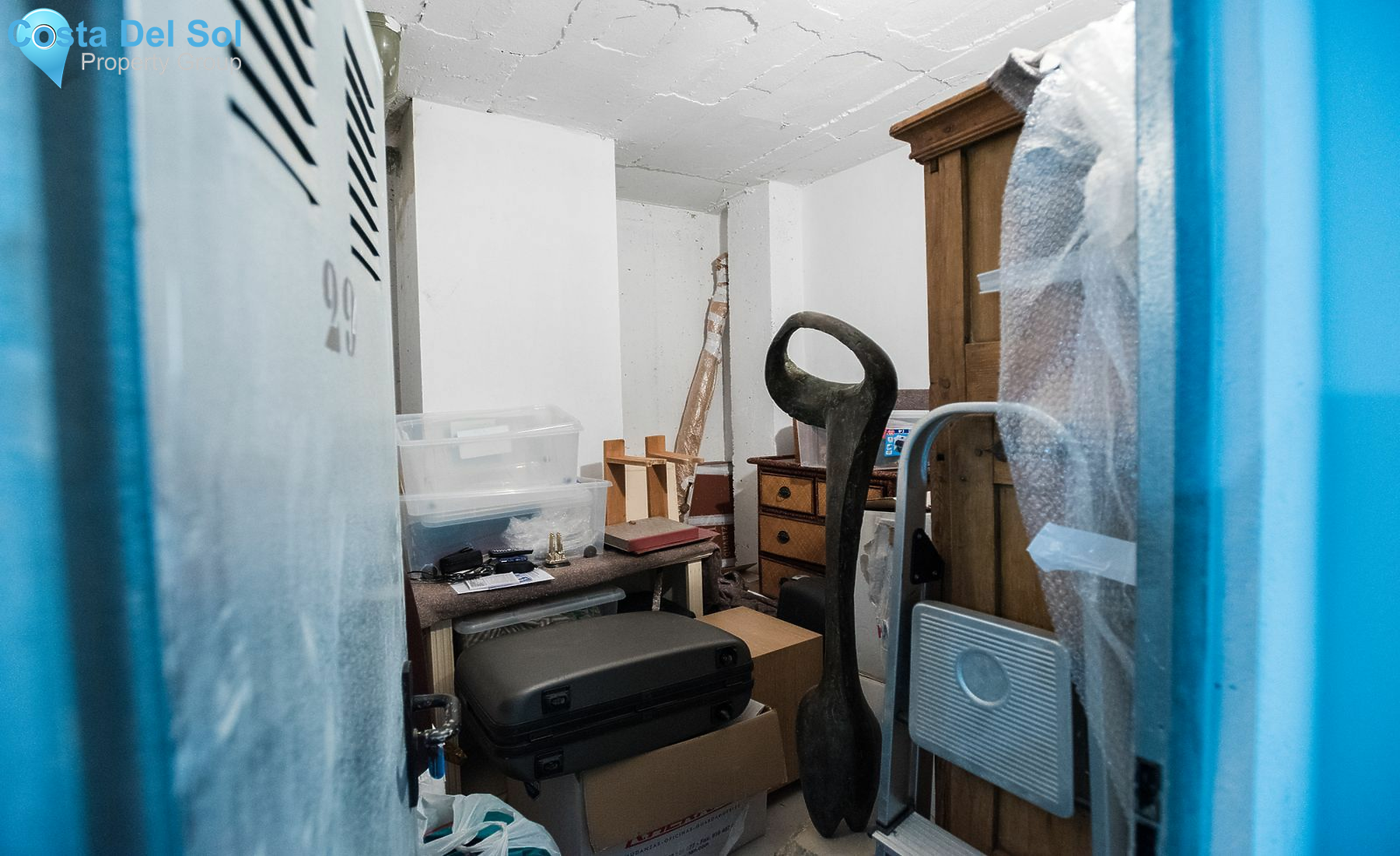 Middle Floor Apartment in The Golden Mile-1420357