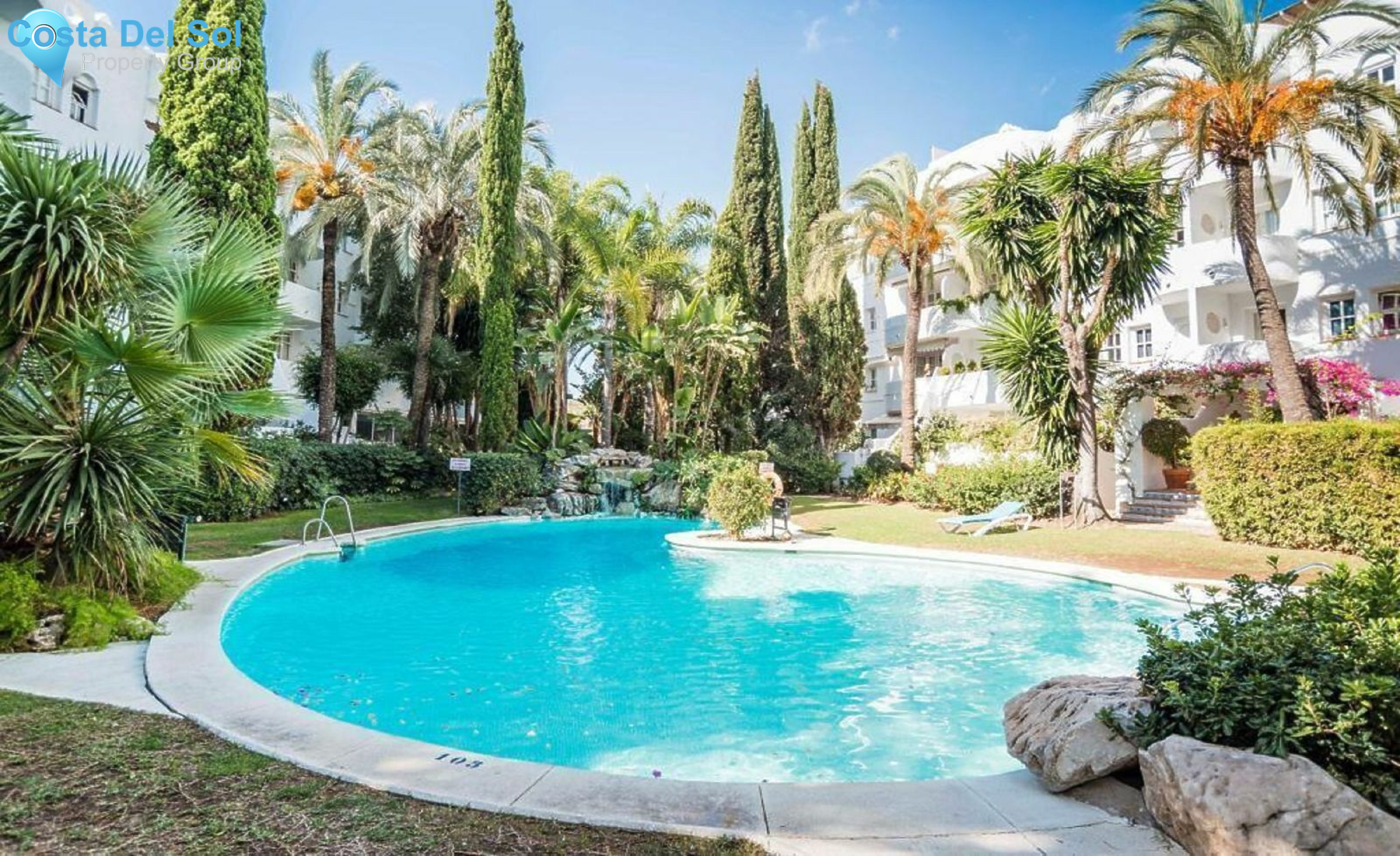 Middle Floor Apartment in The Golden Mile