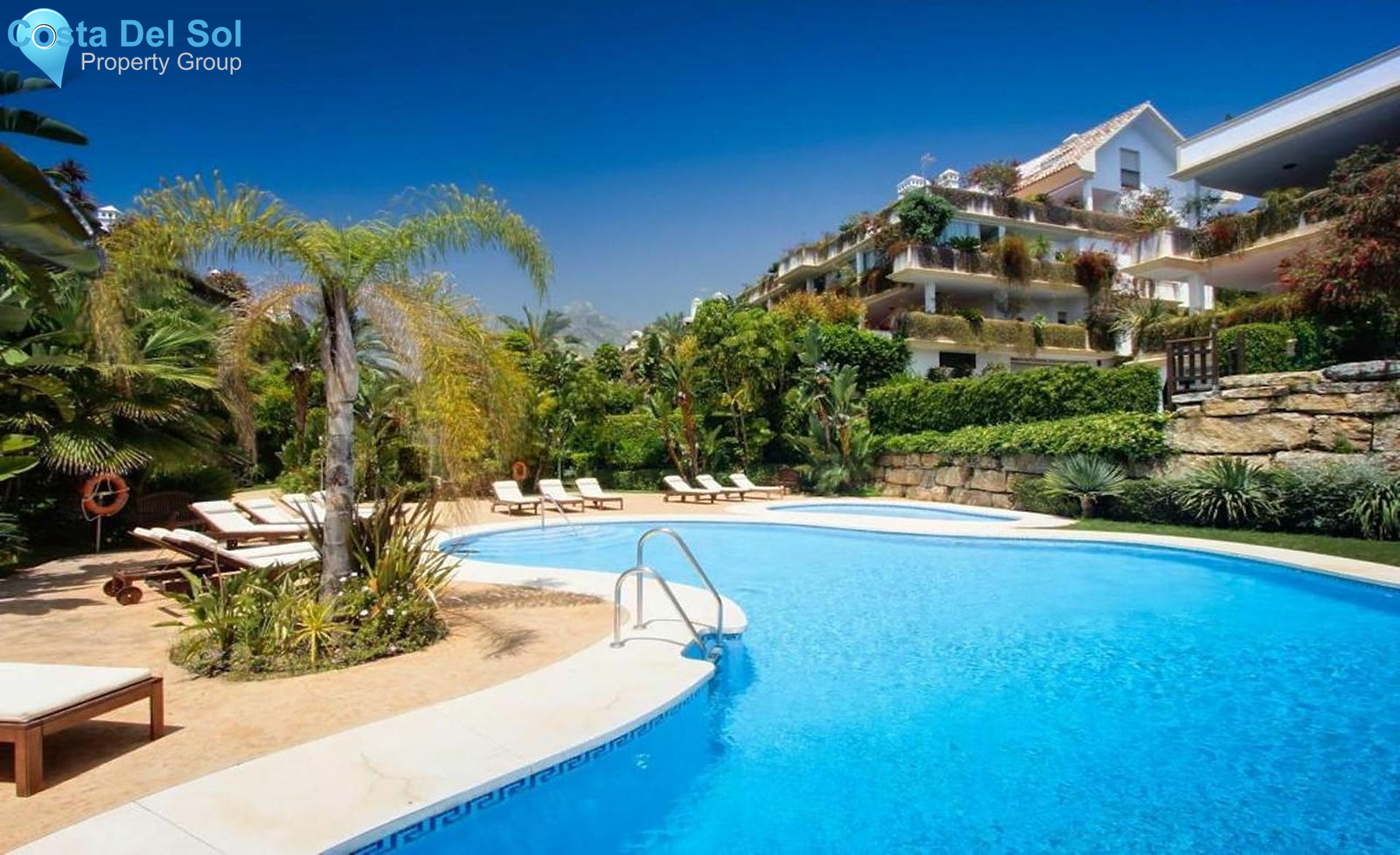 Middle Floor Apartment in The Golden Mile