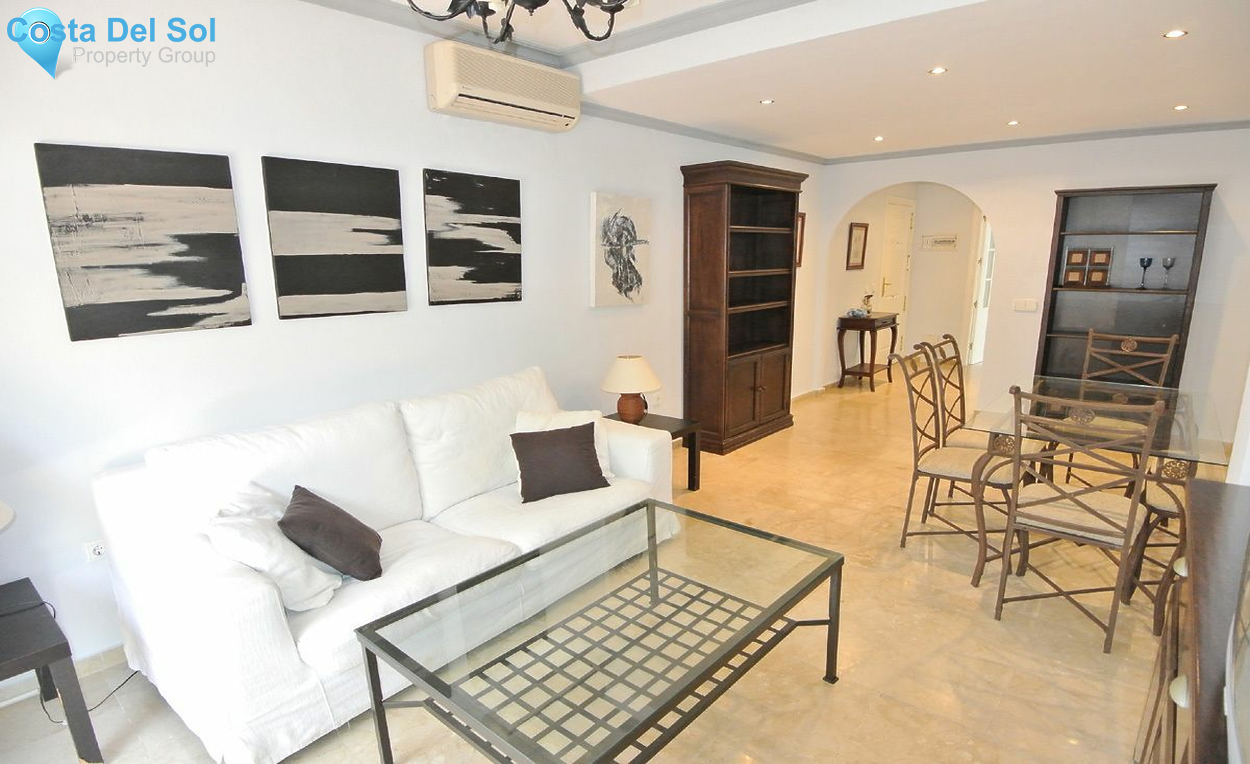 Middle Floor Apartment in The Golden Mile-1517731