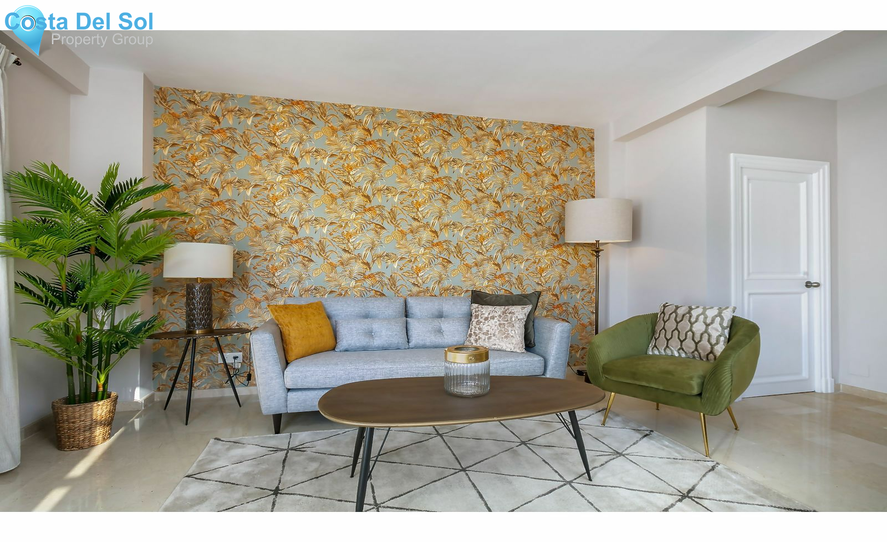 Middle Floor Apartment in The Golden Mile-1530819