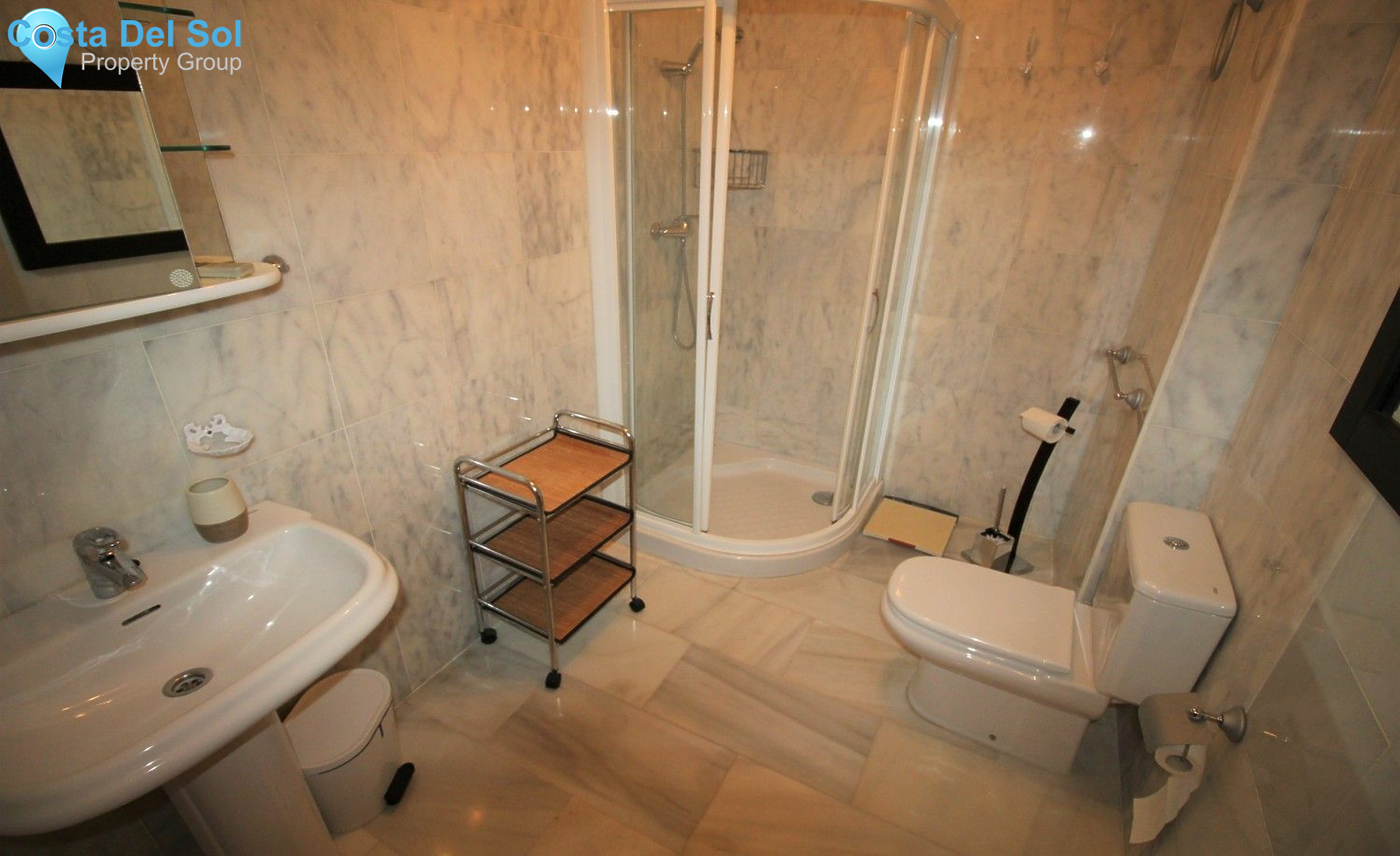 Middle Floor Apartment in Torre del Mar-1400584