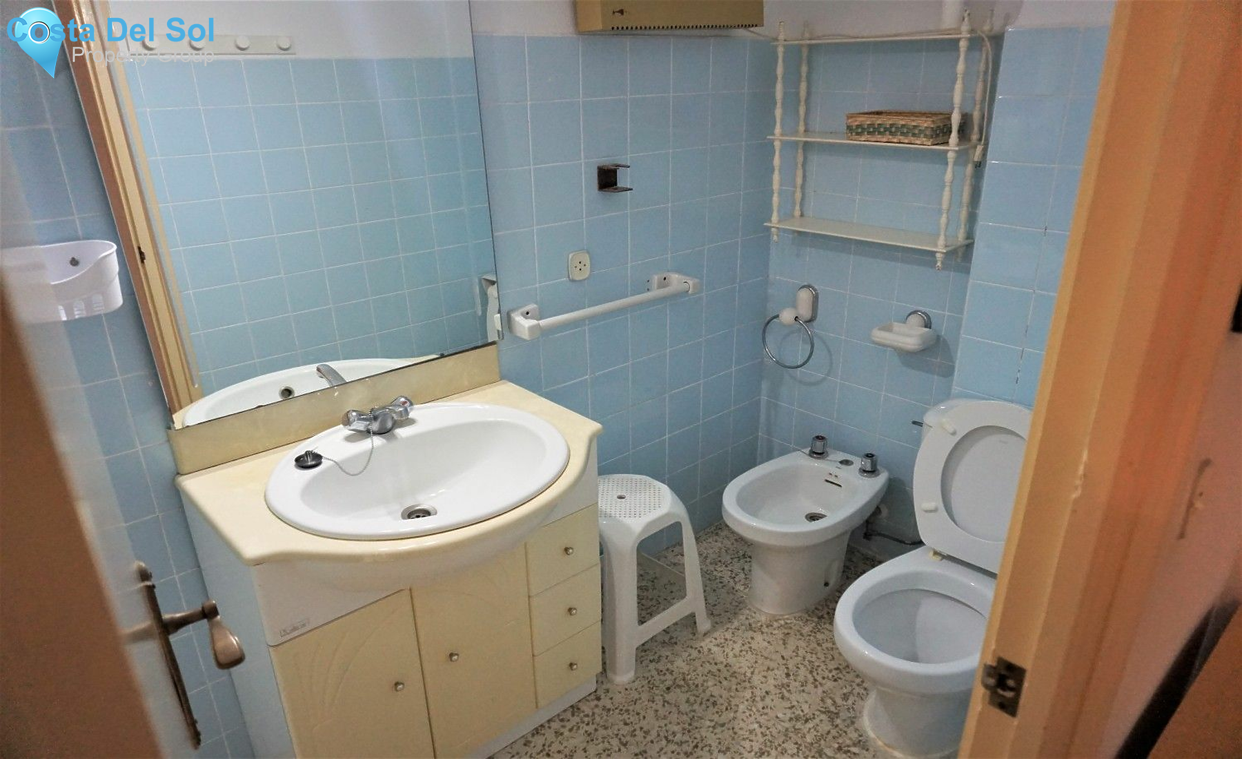 Middle Floor Apartment in Torre del Mar-1547122