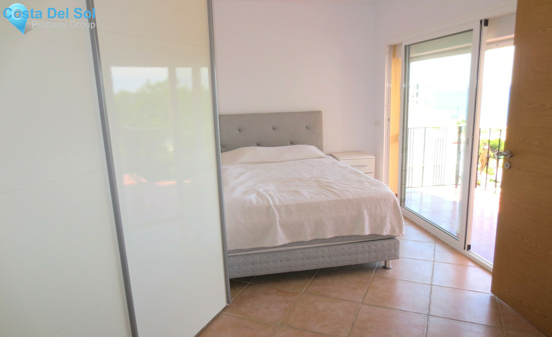 Middle Floor Apartment in Torreblanca-1263278