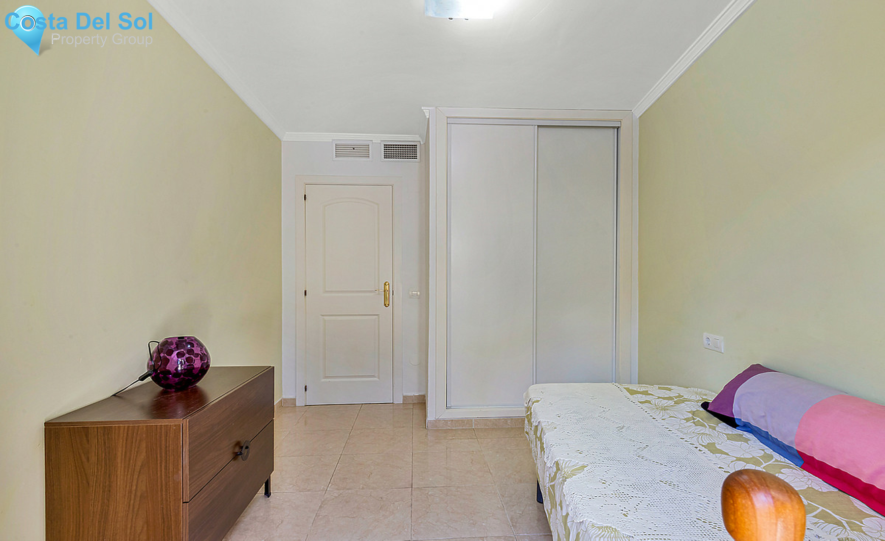 Middle Floor Apartment in Torreblanca-1311015