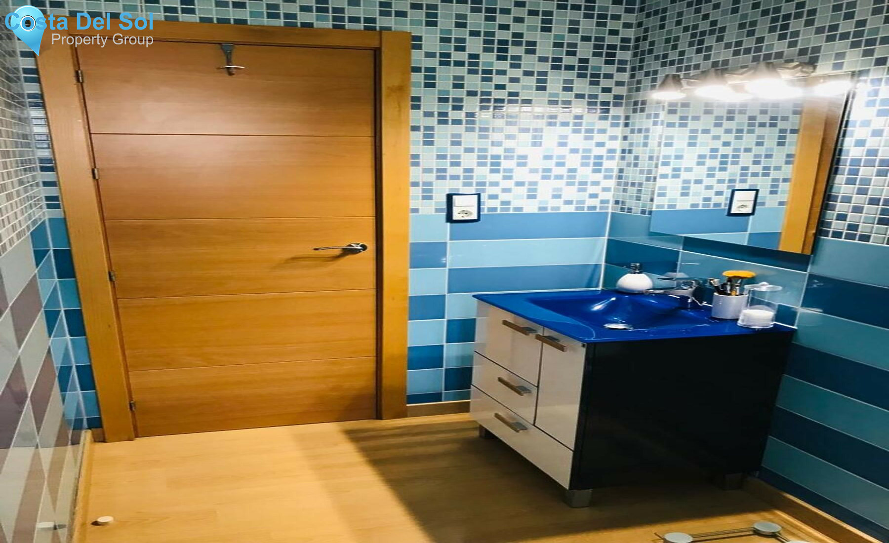 Middle Floor Apartment in Torreblanca-1460935