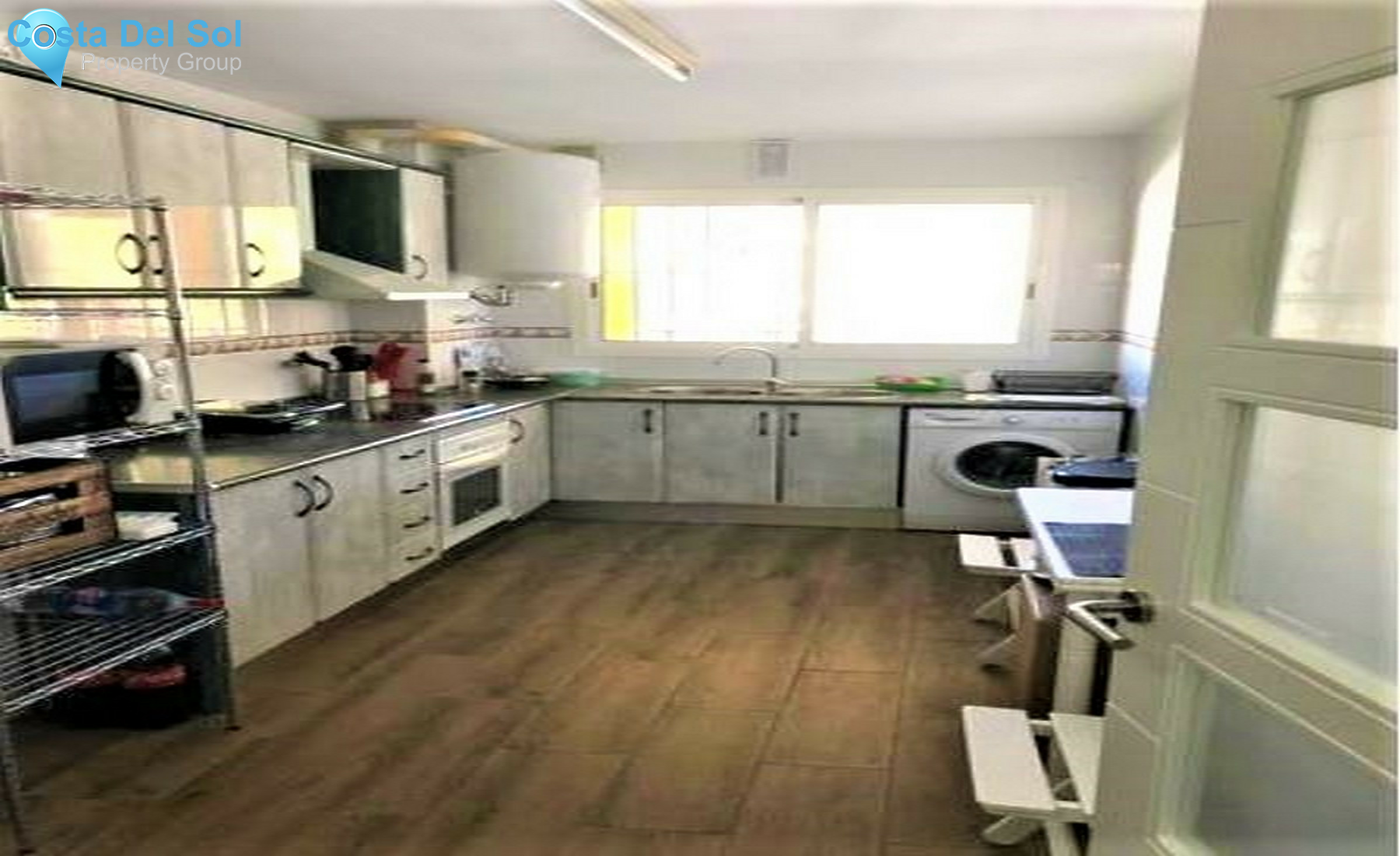 Middle Floor Apartment in Torreblanca-1477099