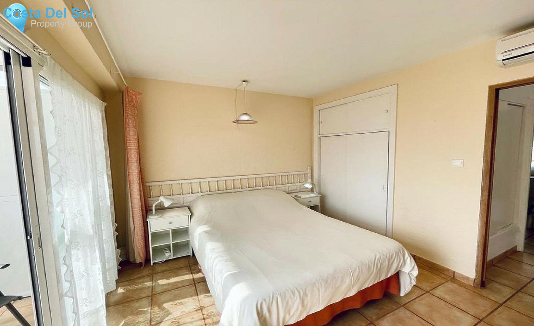 Middle Floor Apartment in Torreblanca-1511242