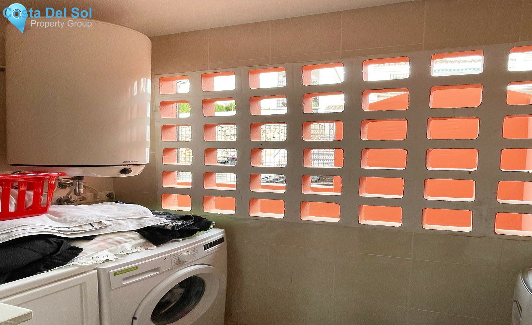 Middle Floor Apartment in Torreblanca-1528256