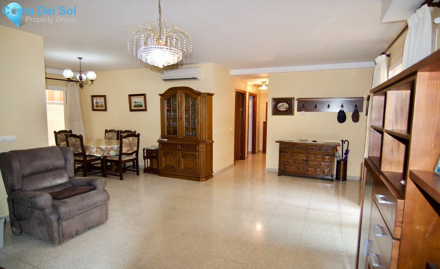 Middle Floor Apartment in Torremolinos Centro
