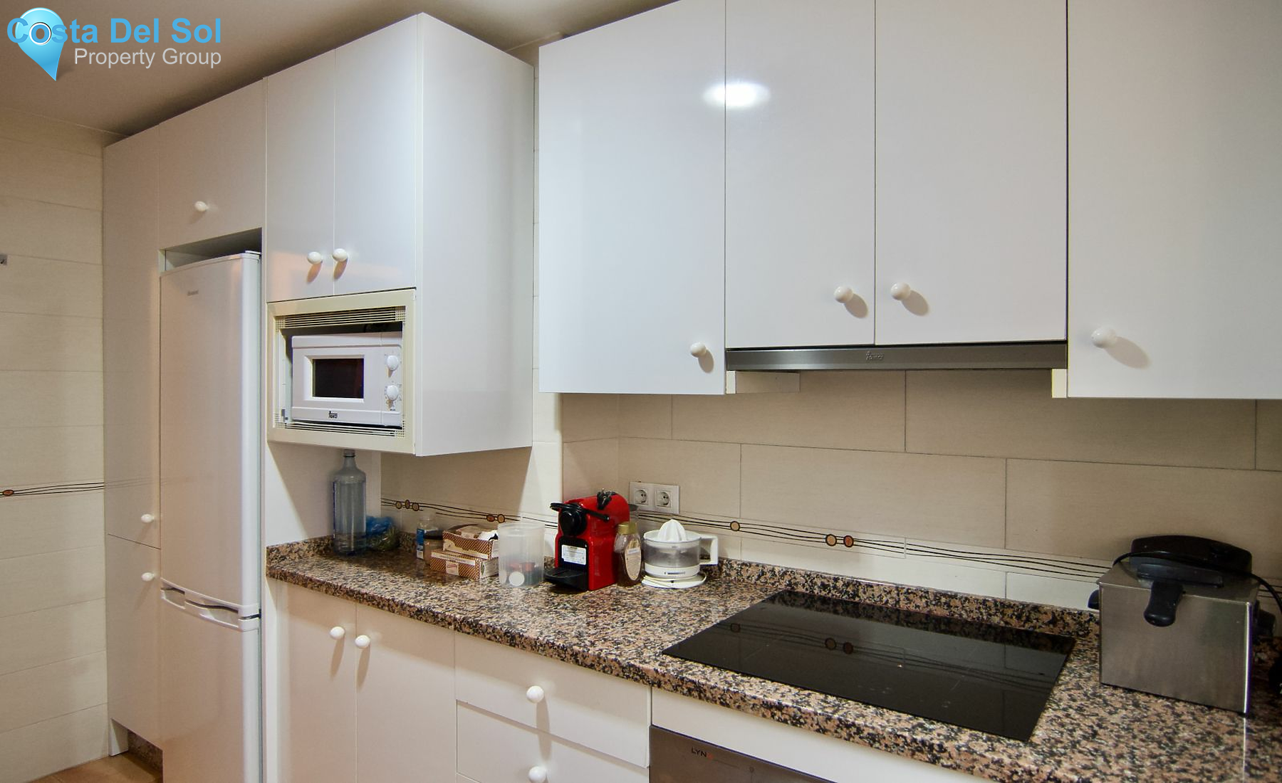 Middle Floor Apartment in Torremolinos Centro-1184543