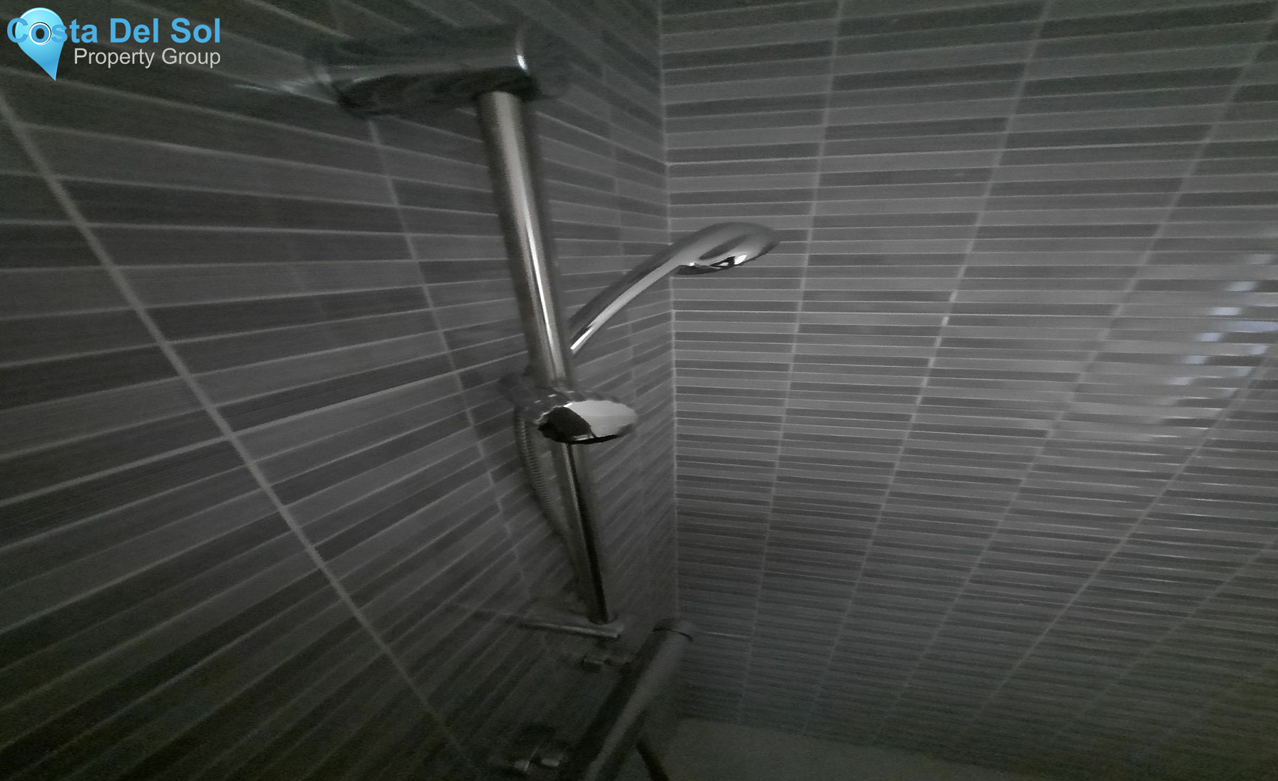 Middle Floor Apartment in Torremolinos Centro-1209366