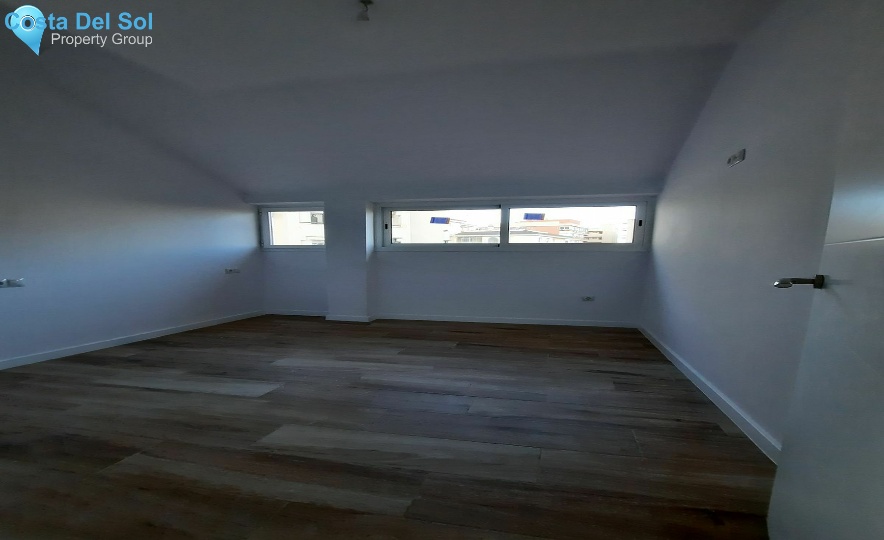 Middle Floor Apartment in Torremolinos Centro-1209357