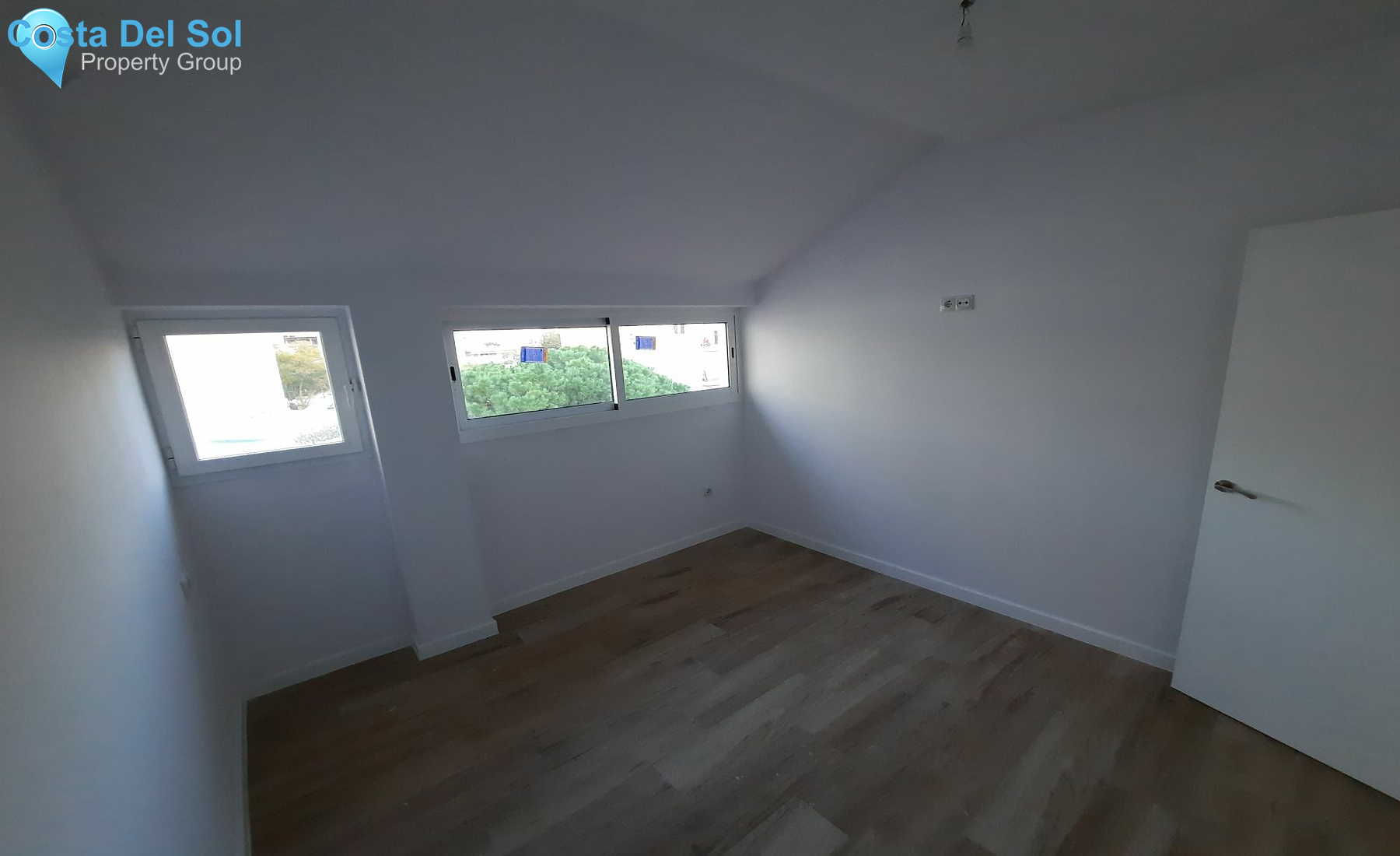 Middle Floor Apartment in Torremolinos Centro-1209359