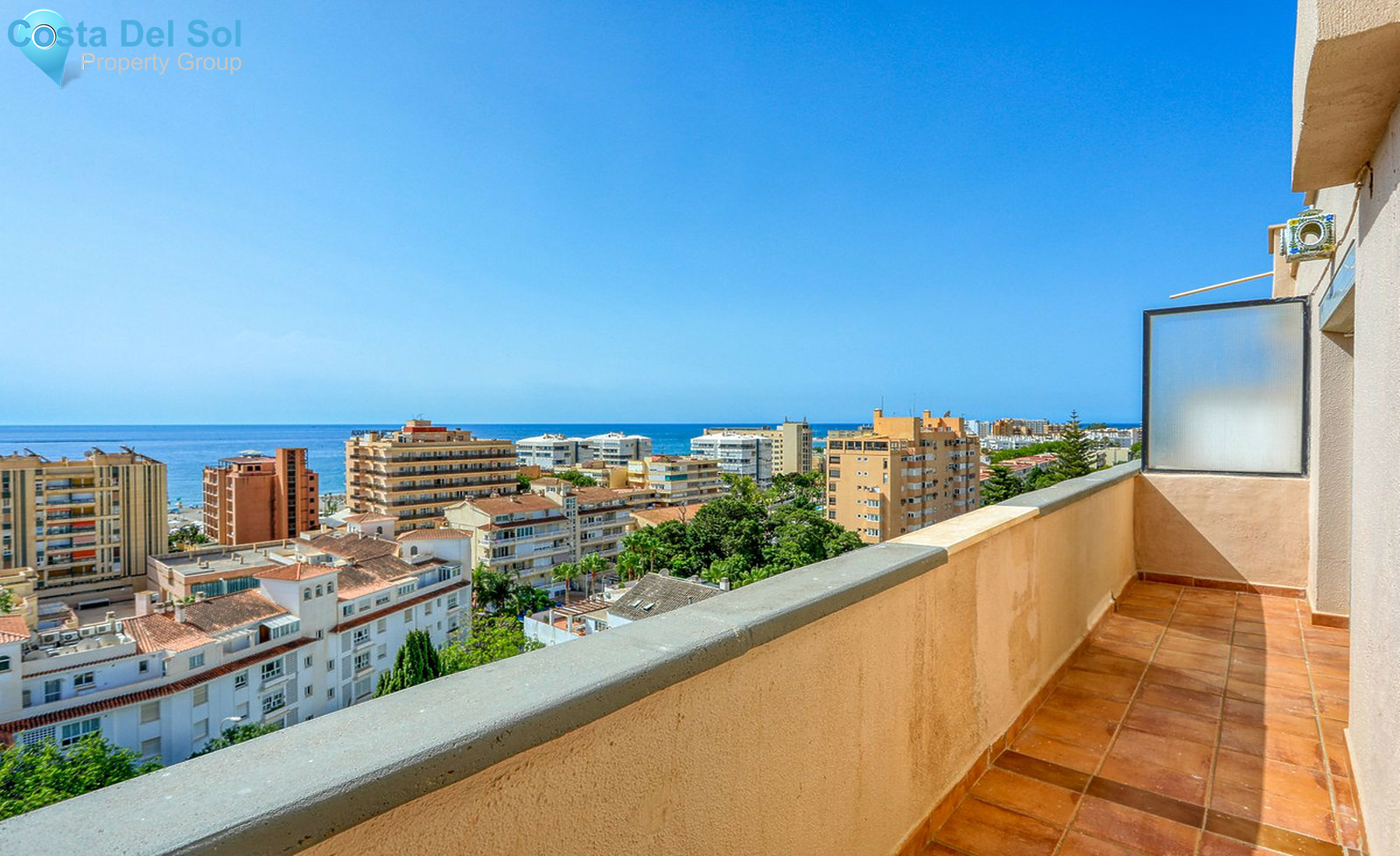 Middle Floor Apartment in Torremolinos-1250300