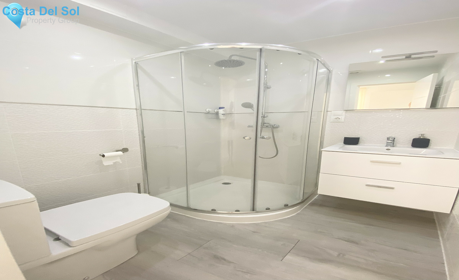 Middle Floor Apartment in Torremolinos-1345803