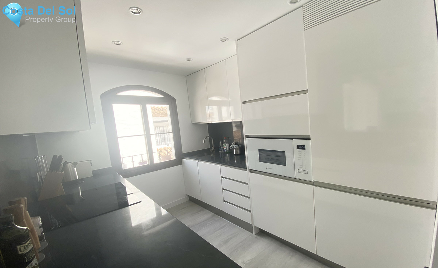 Middle Floor Apartment in Torremolinos-1345793